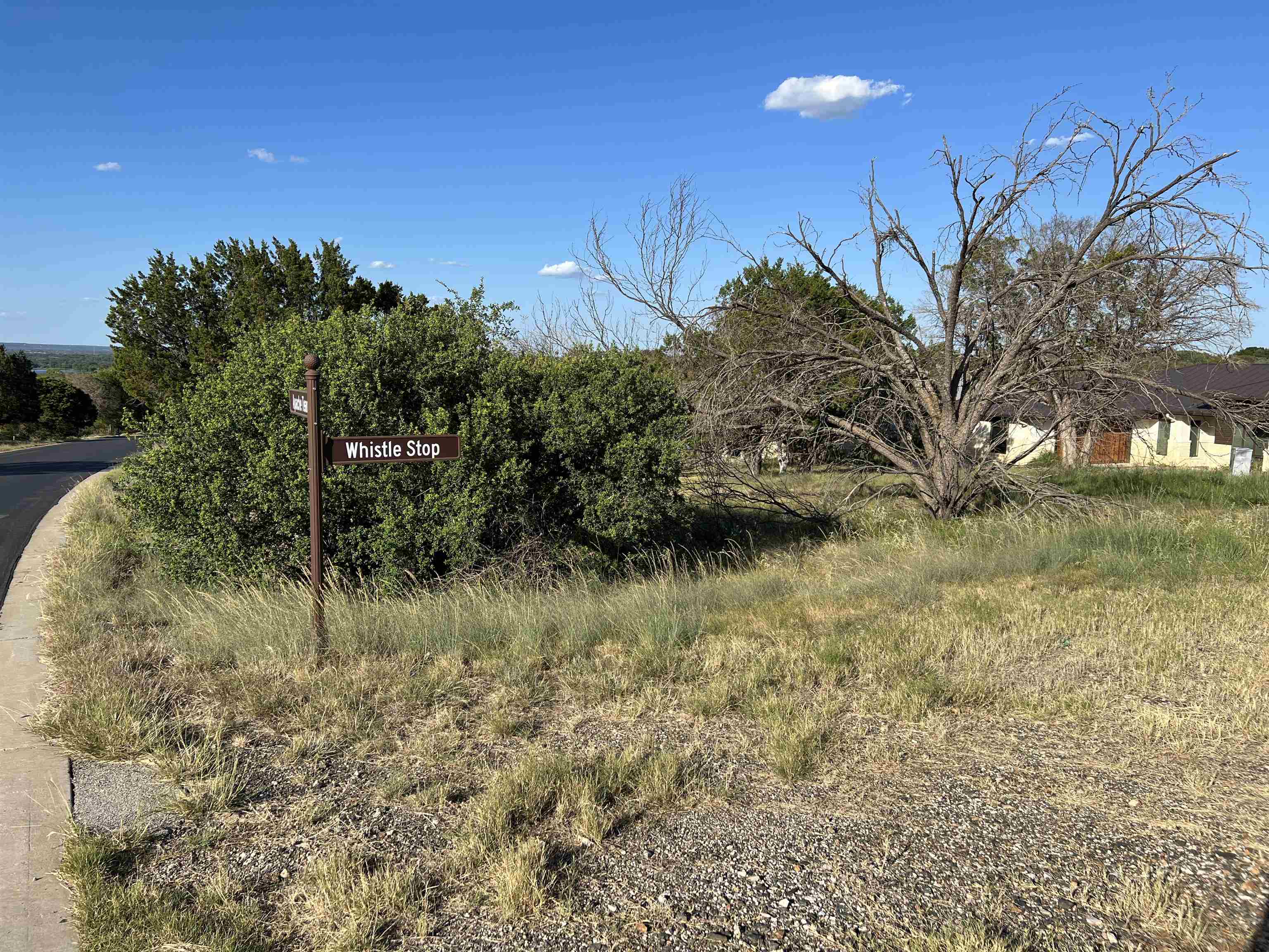 W23064 Apache Tears/Whistle Stop, Horseshoe Bay