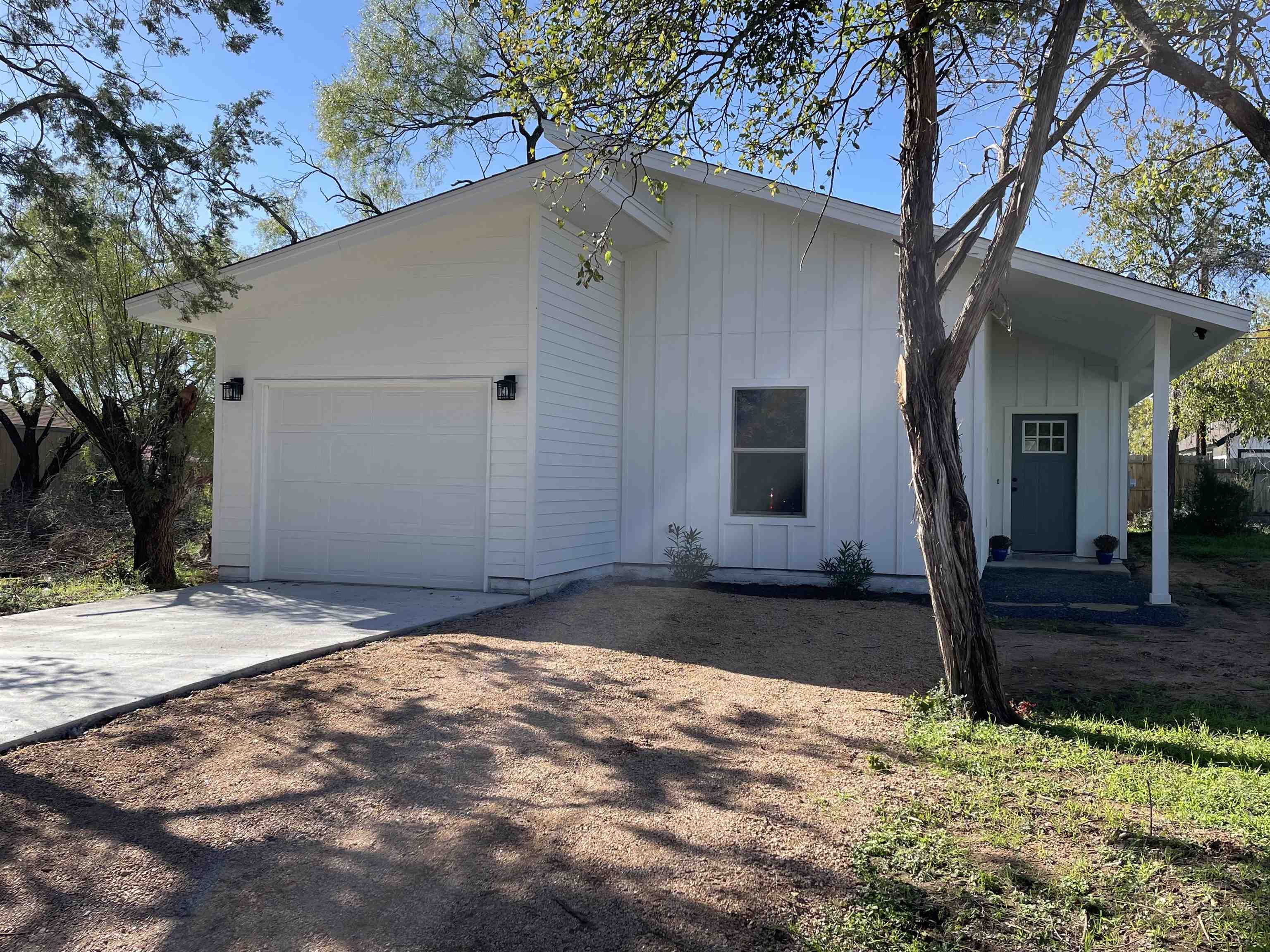 SCARLET OAKS LOT 443 Cottonwood Shores