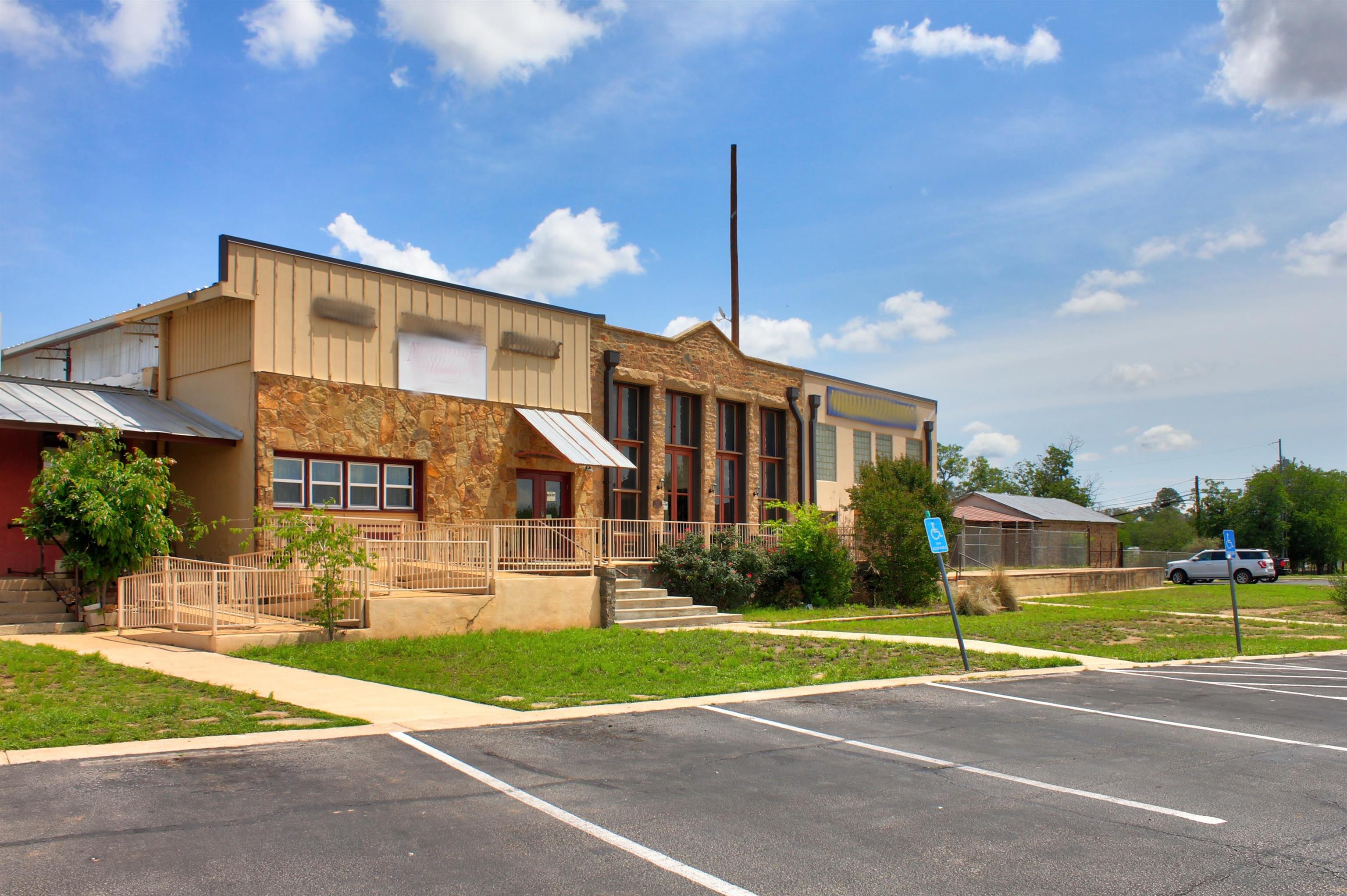 L I & F BLK W LTS 6 & 21 & EASEMENT