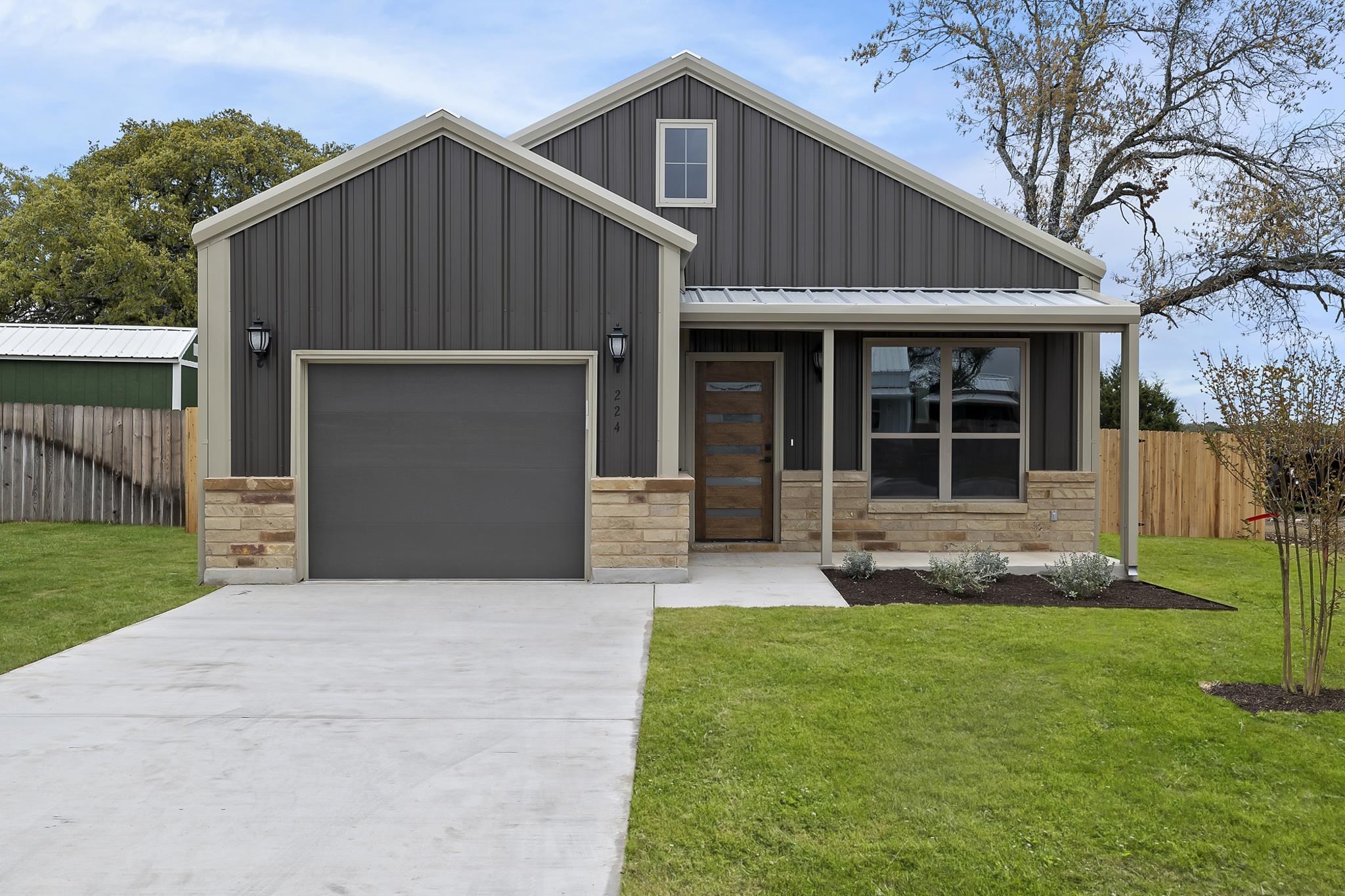 S4549 Flores Park Lot 4 Blk 2 .17