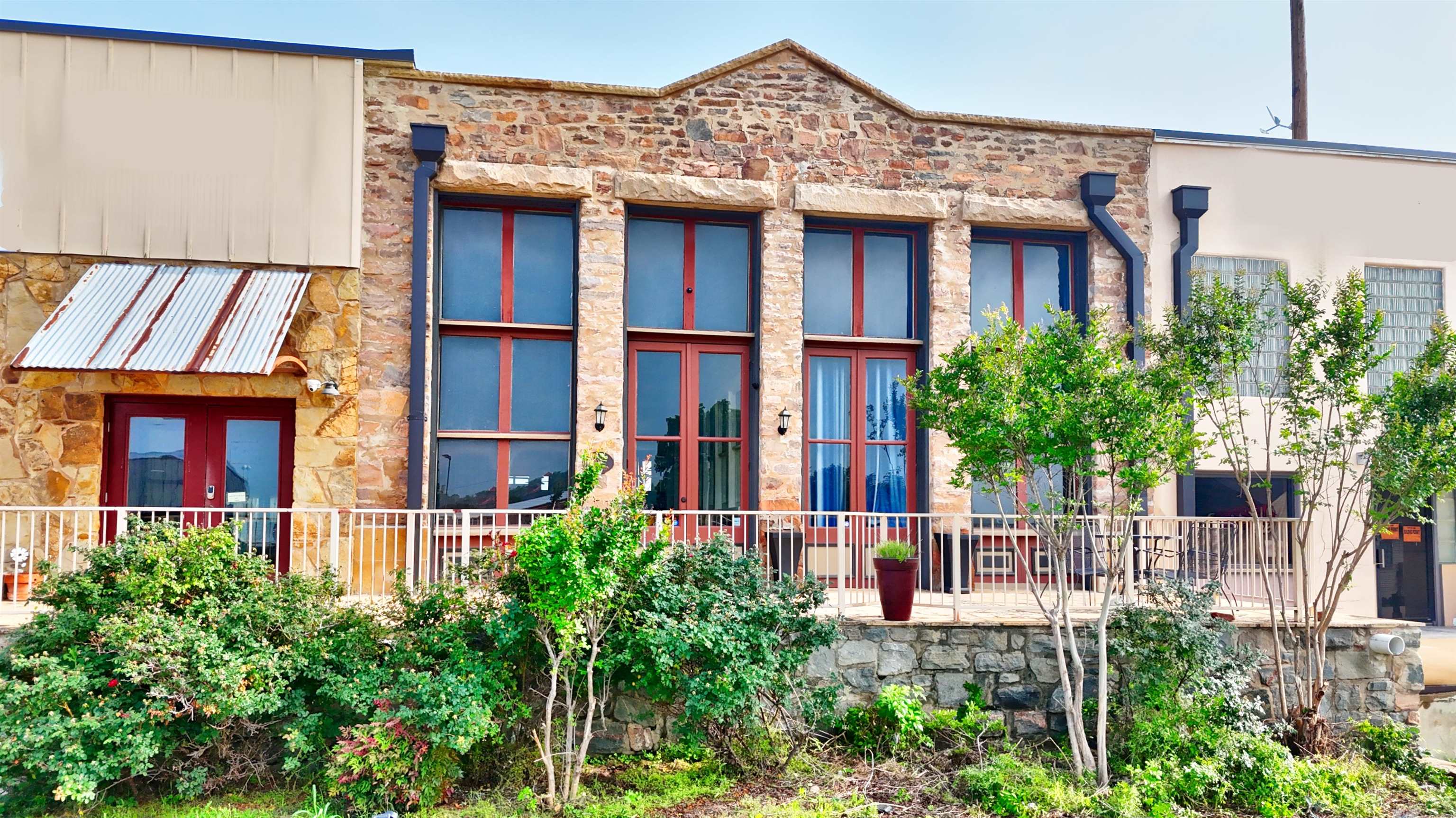 L I & F BLK W LTS 7 & 20 & 0.011 AC TRACT