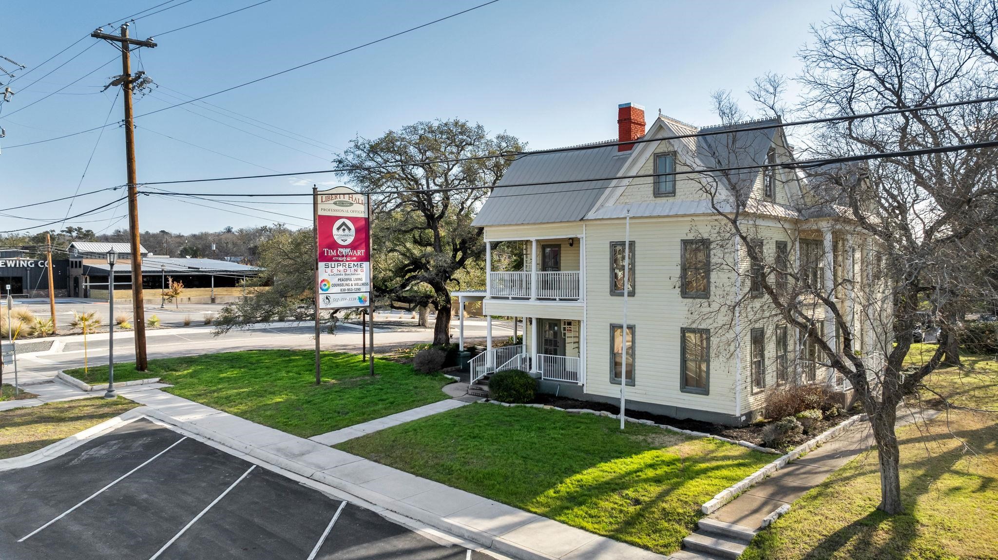 S6130 MARBLE FALLS CITY LOT 11,12,13 AND 10′ OF ALLEY, BLK 338 ABUTTING LOTS 1 BLK 338