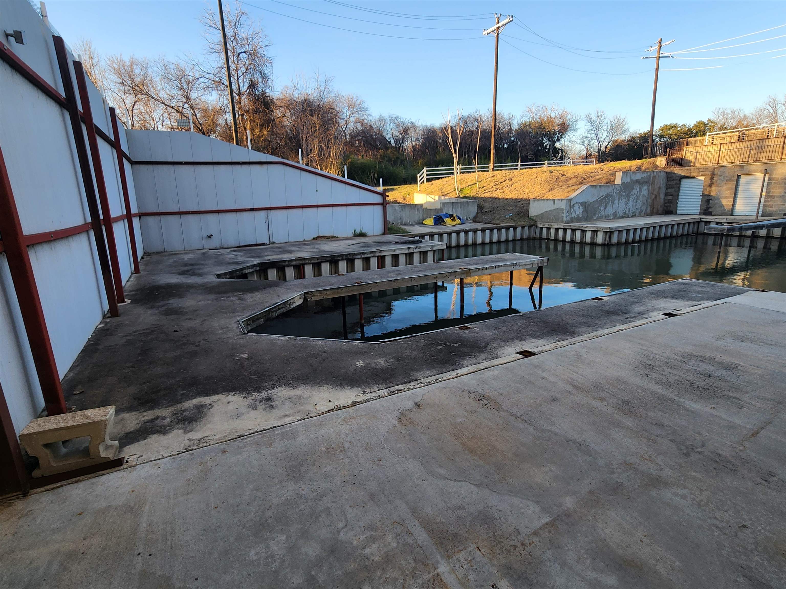 ANGELINA COVE LT 1 0.125 AC