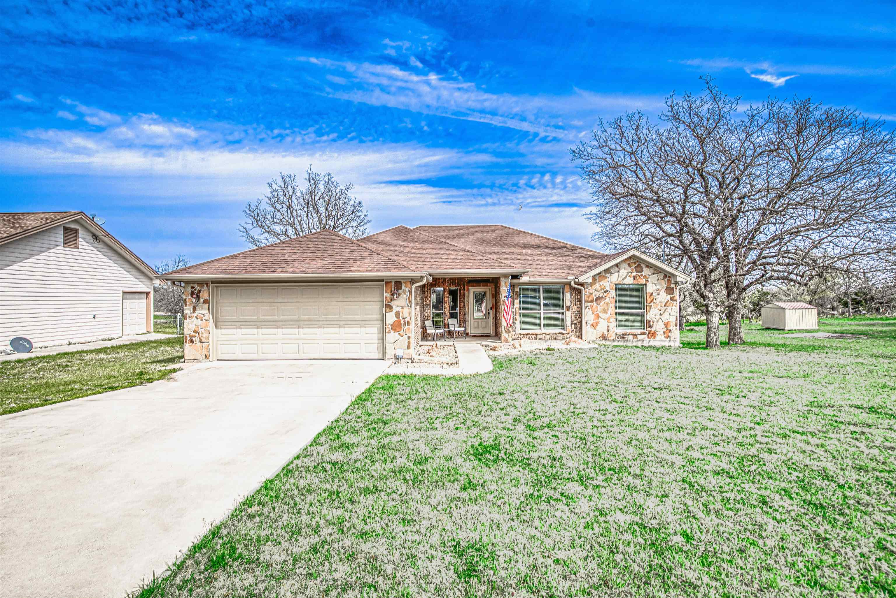 ROYAL OAKS COUNTRY CLUB UNIT 2 LTS 208 & 209