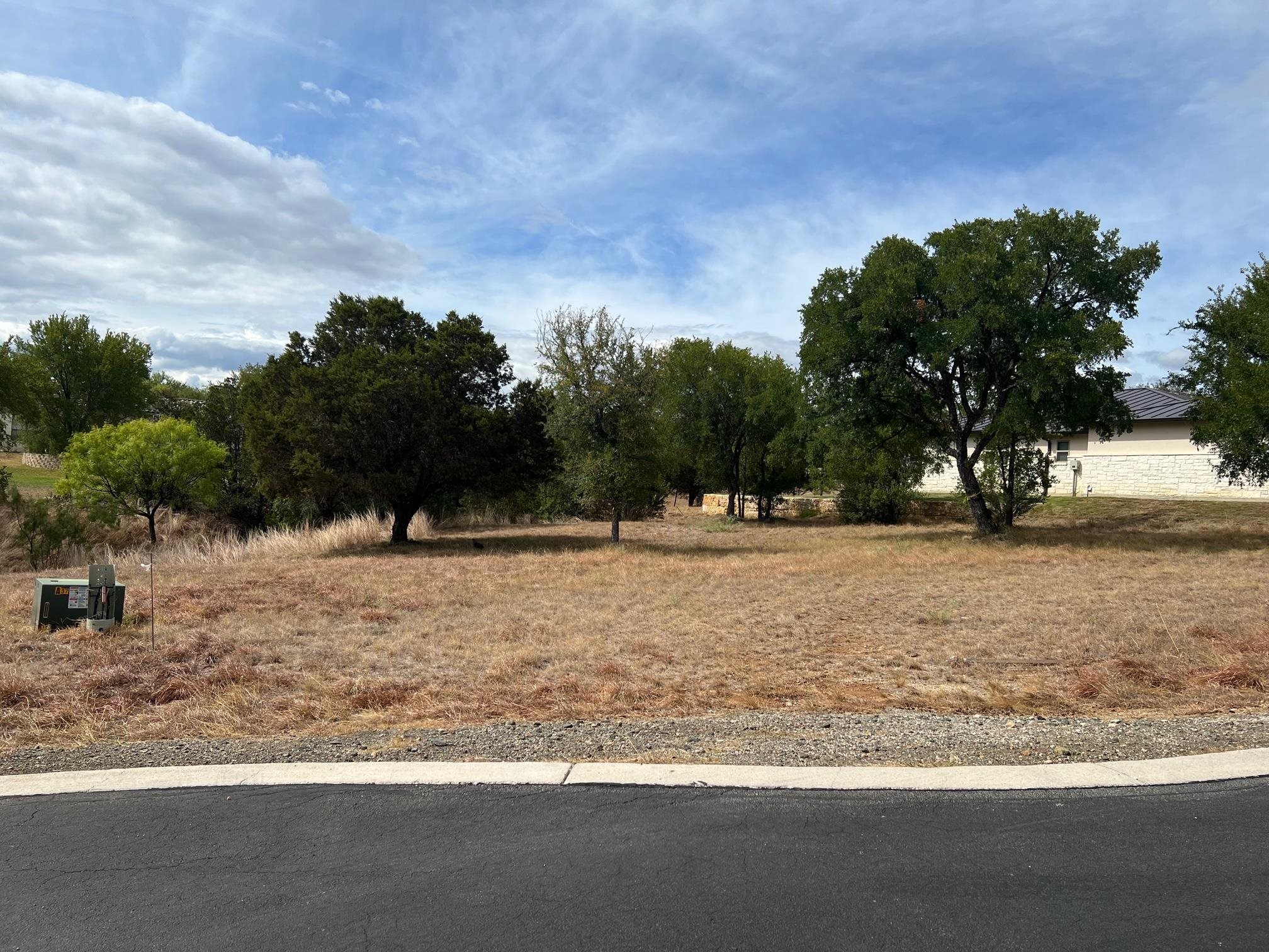 HORSESHOE BAY WEST LT W2050