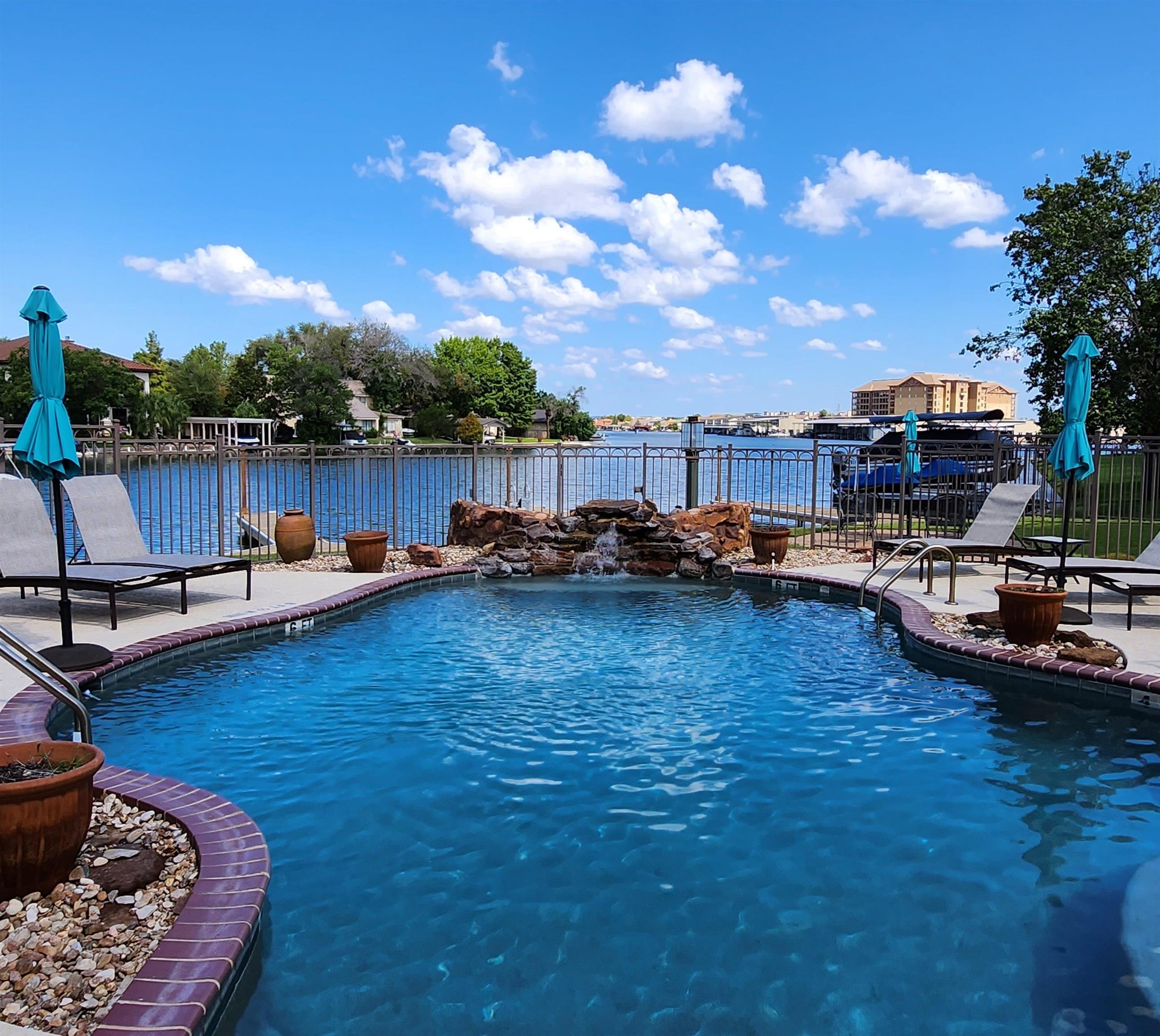 Villas Del Lago Condo Horseshoe Bay, #104