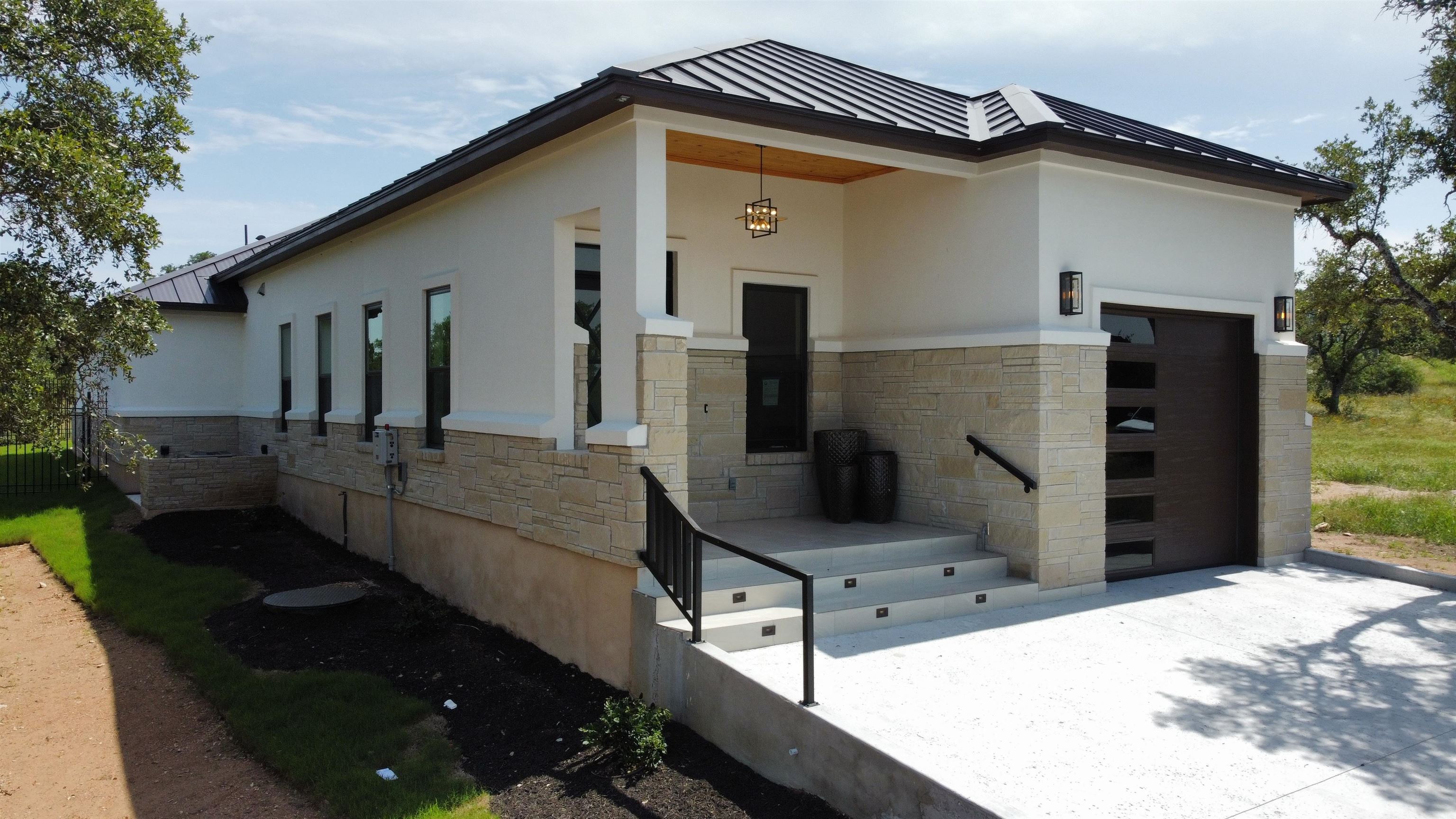 Horseshoe Bay Lt 44028-A