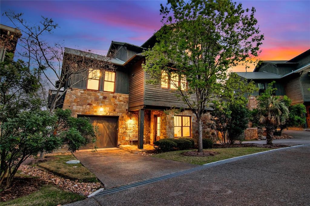 ALURA POINTE CONDOMINIUMS AMENDED UNT 105 PLUS 1.4600 % INT IN COM AREA