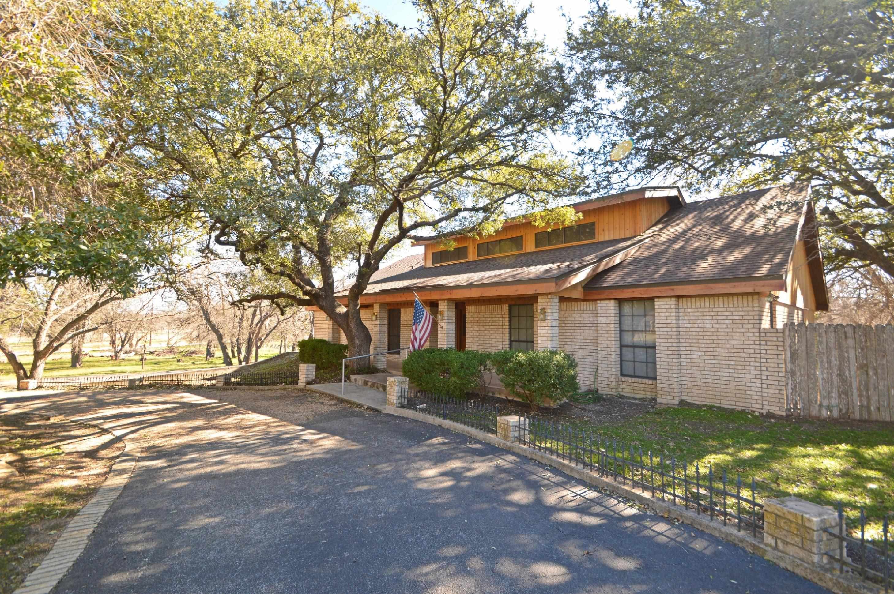 .82 ACRE OL29 ABST: 0419 SURV: L H W JOHNSON