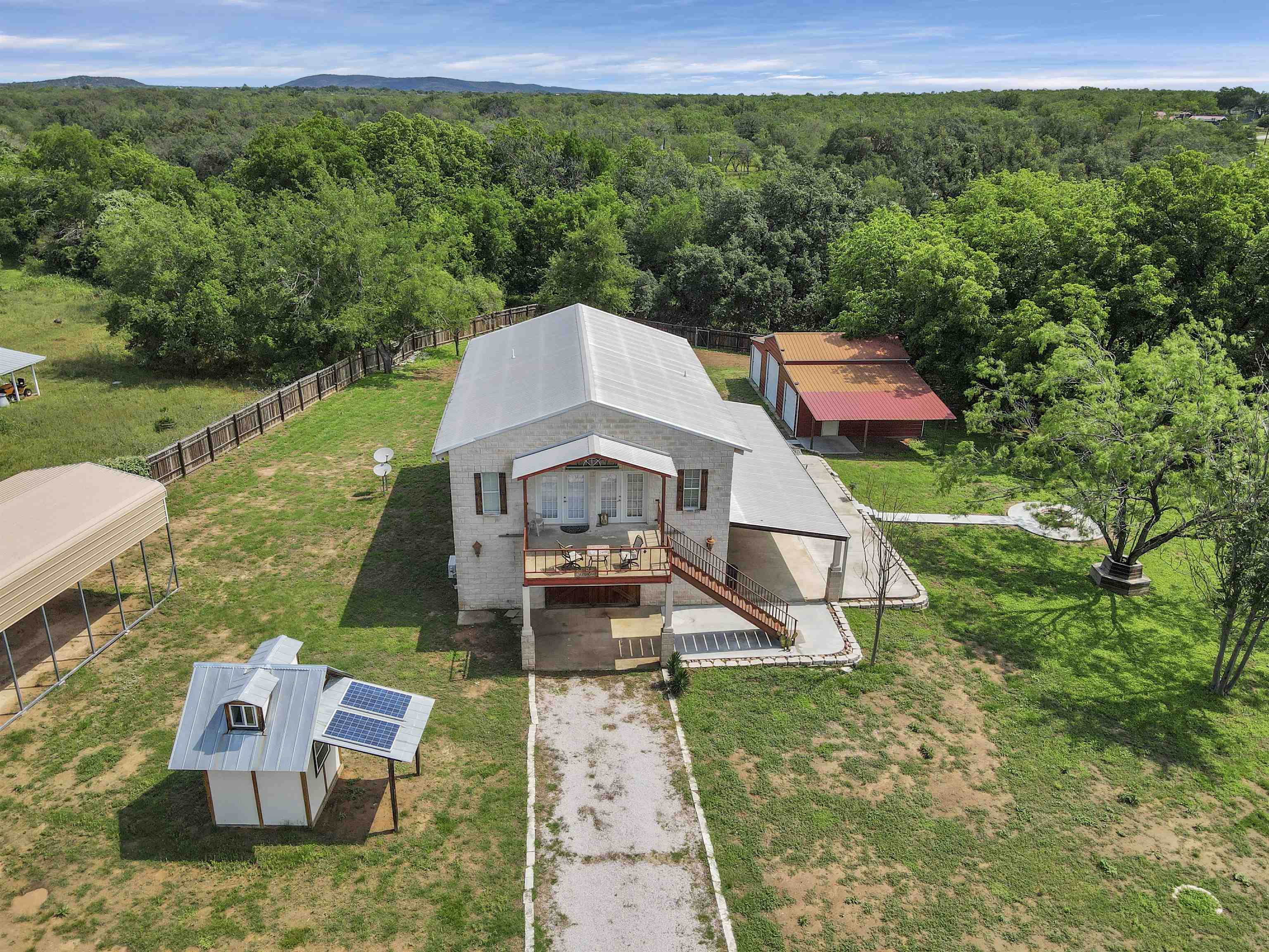 RIVER HILLS LT 45A 1.890 AC