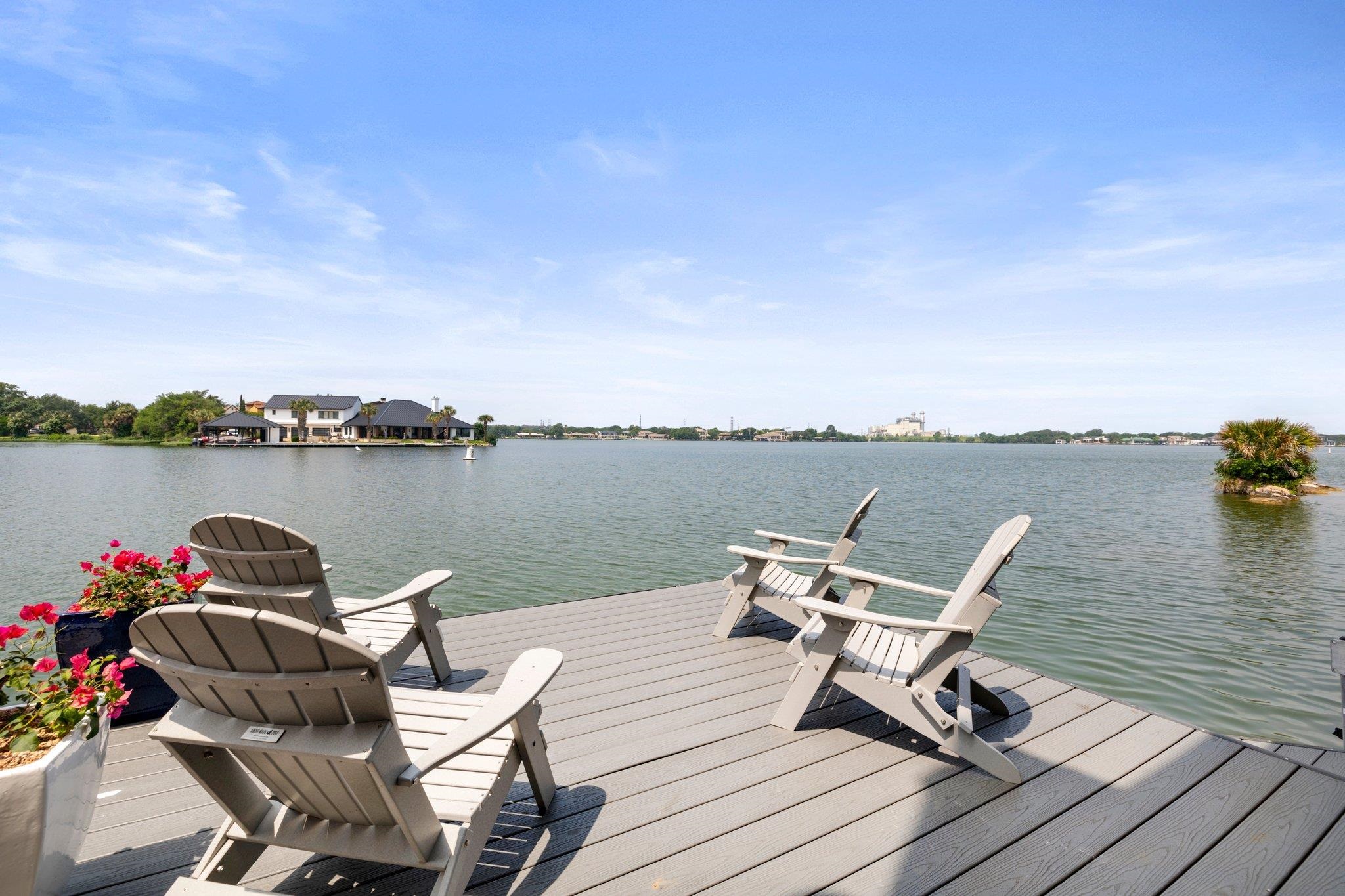 CAPE WEST TH HORSESHOE BAY 49010-1