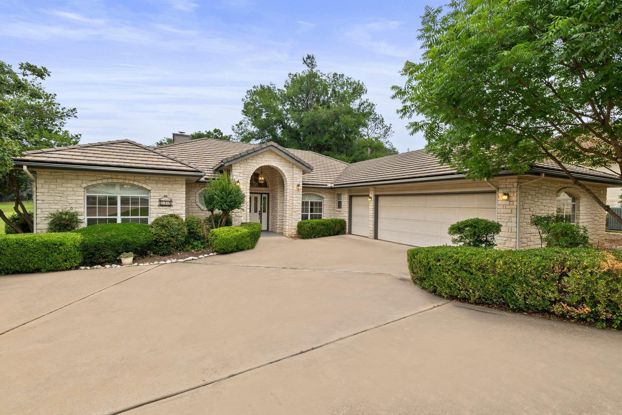 HORSESHOE BAY LT 10050