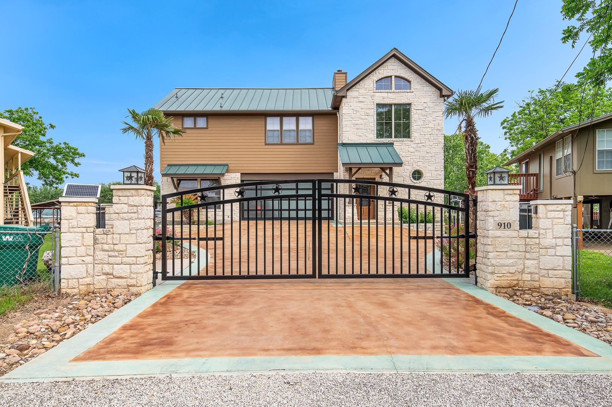 S5214 HILLCREST (SHERWOOD SHORES) LOT 22 & 723 SF ABS 23