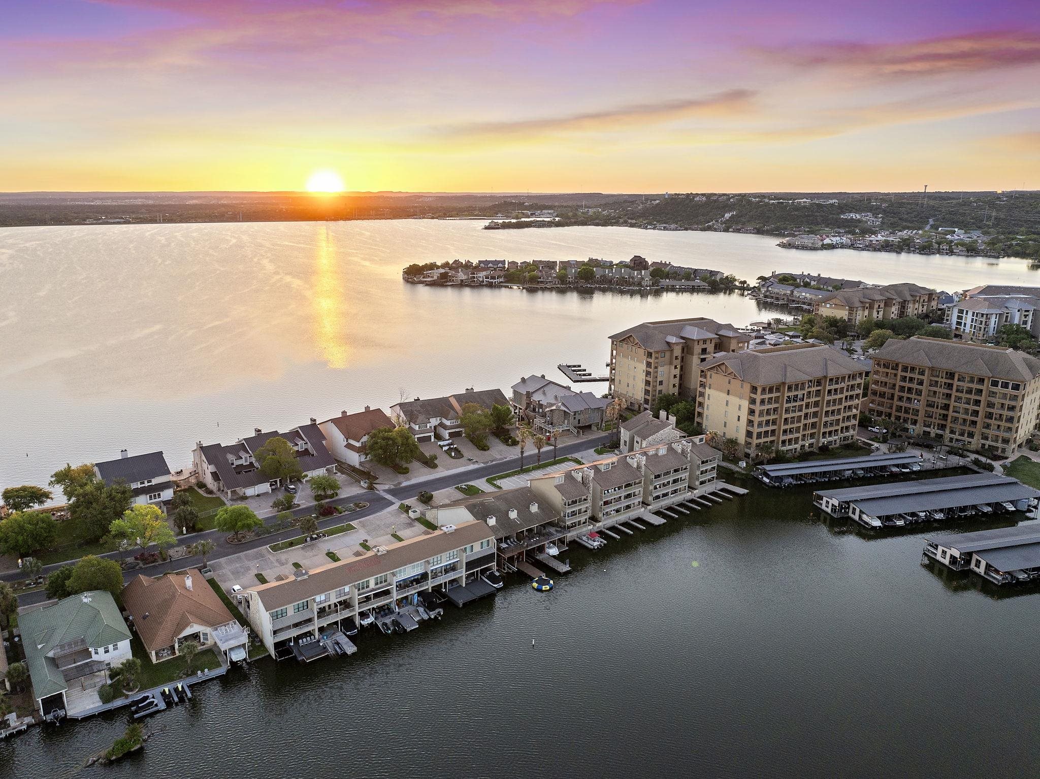 CAPE TERRACE HORSESHOE BAY 201