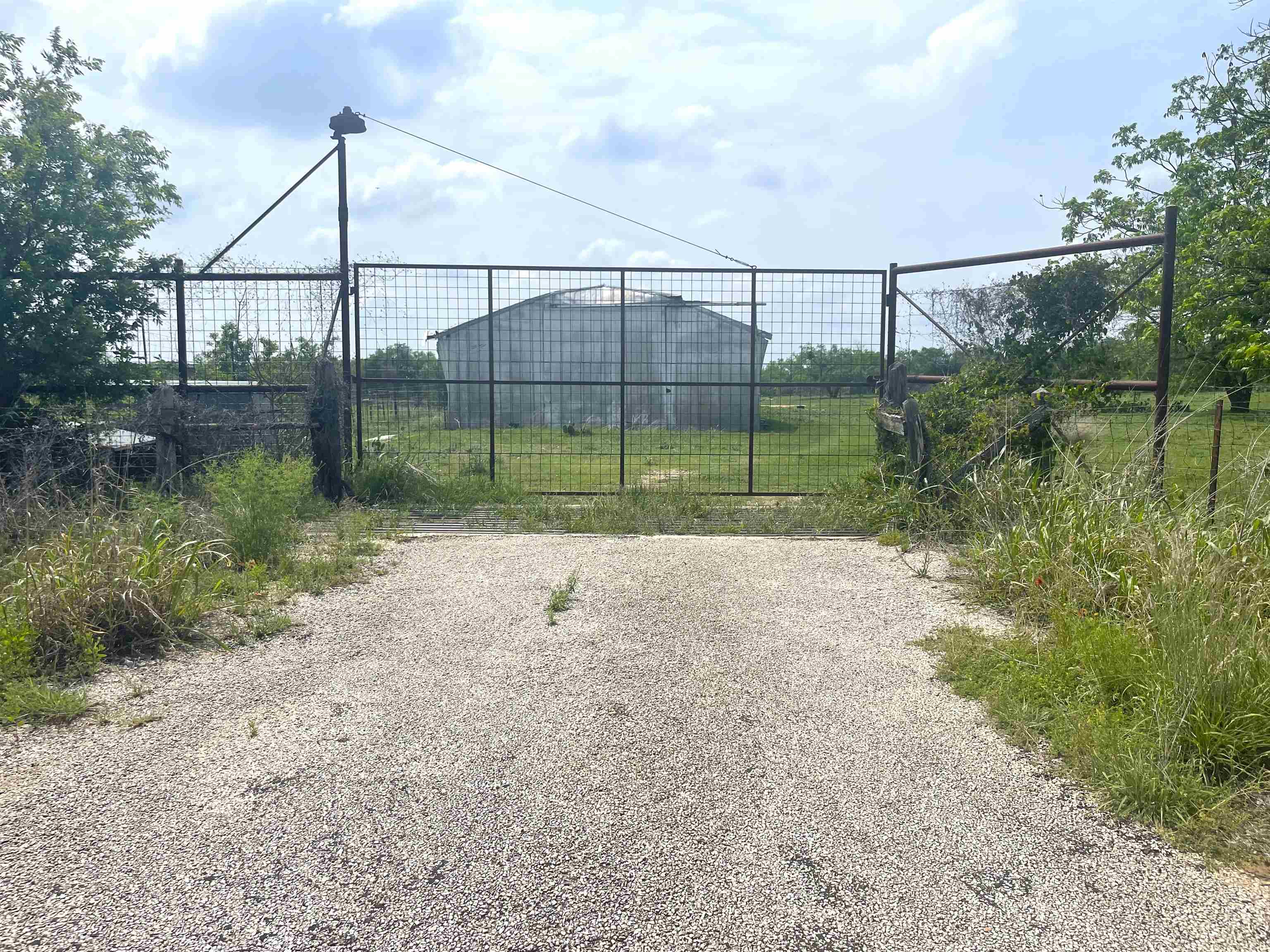 14990 HWY 16, Cherokee