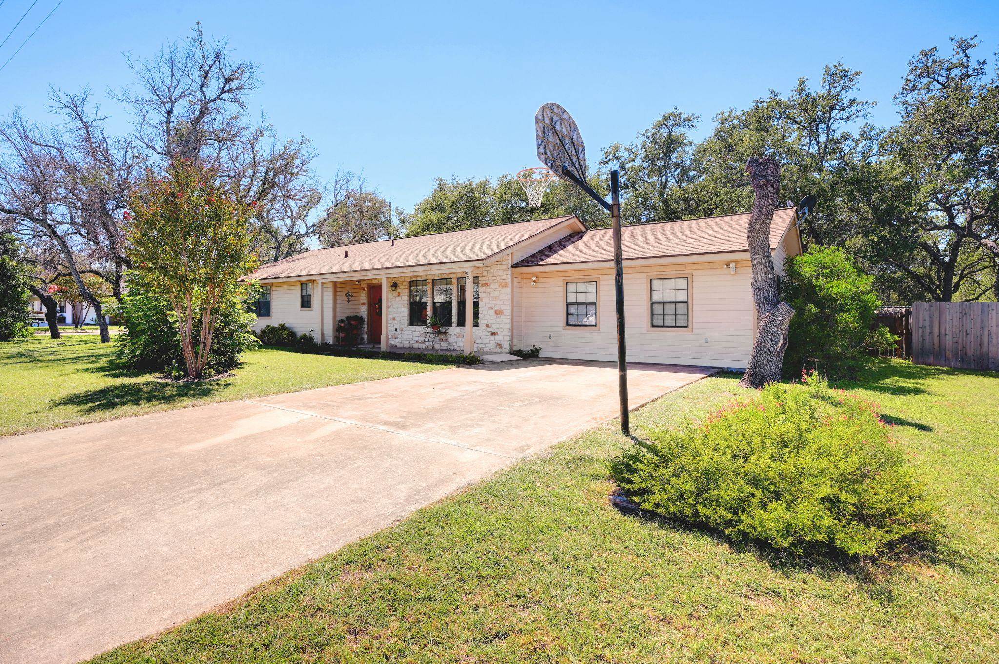 RANCHERS ESTATES , BLK REPLAT UNIT I , LOT 20 , ACRES 0.17