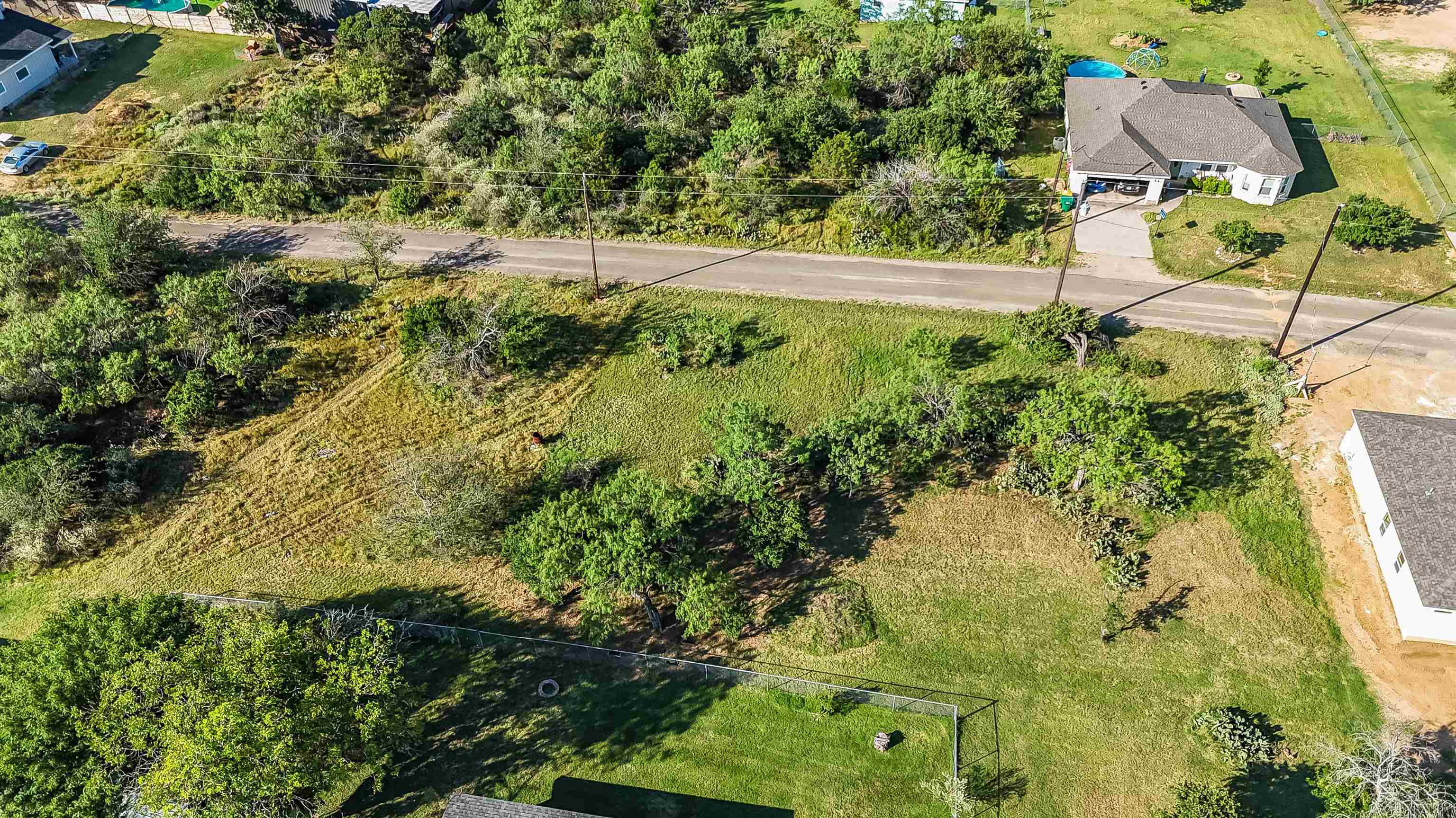 S3610 Castel Hills (Sherwood Shores) Lots 332,333 & 334