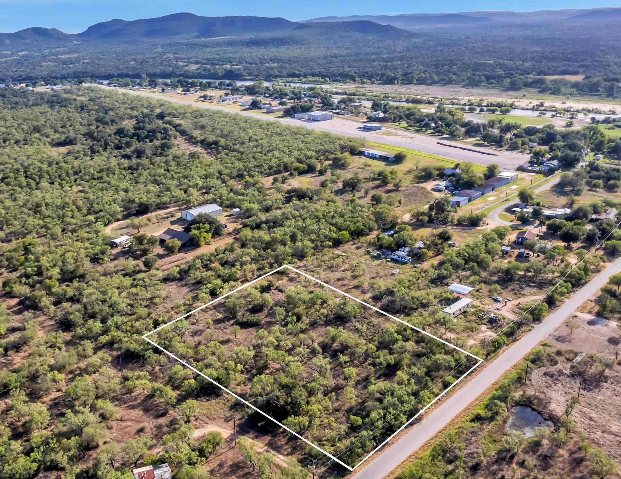 ROYAL OAKS RANCHETTES UNIT 1 TR 19 2.3810 AC