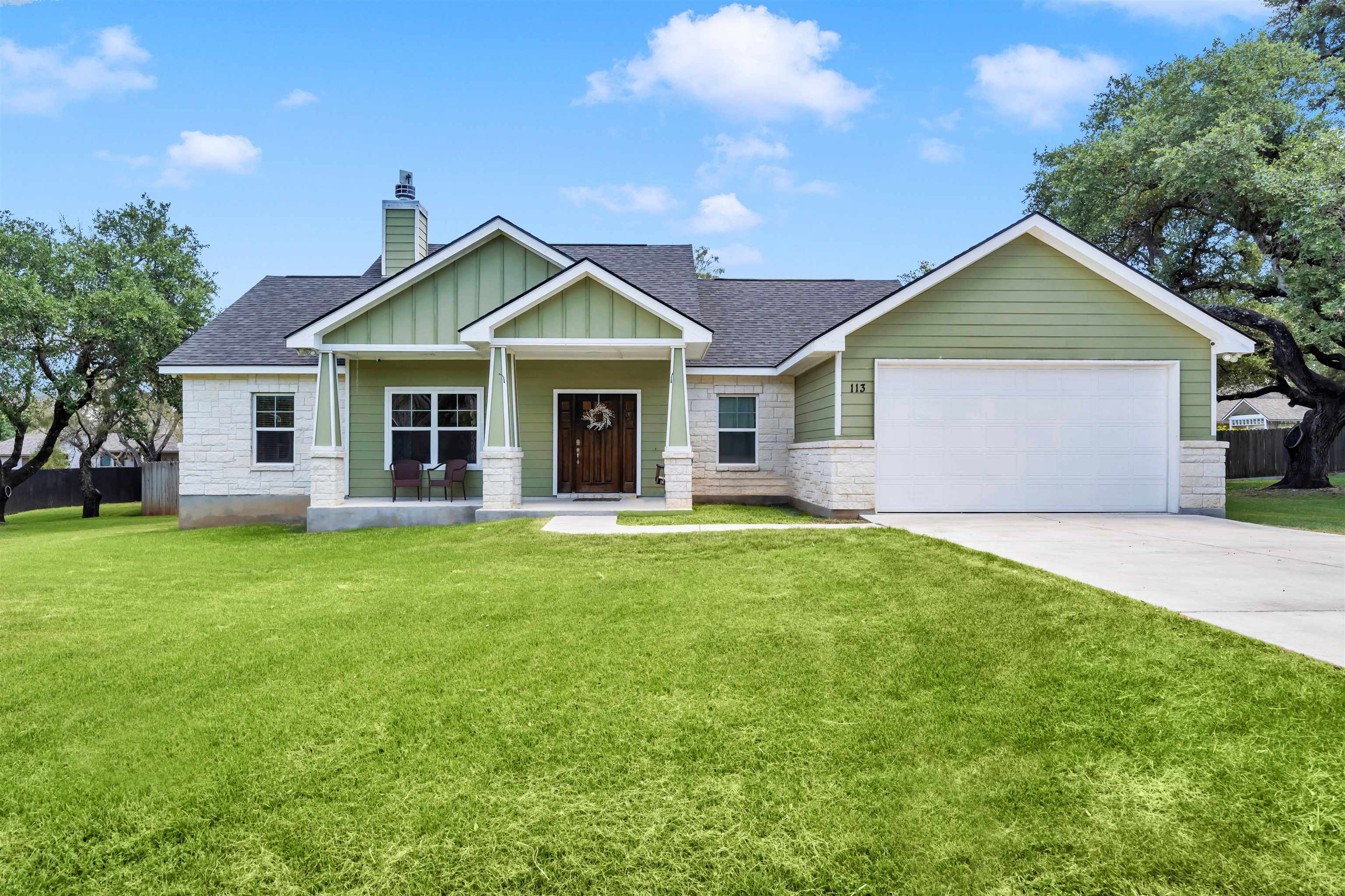 OAK FOREST, BLK B, LOT 19, ACRES .43