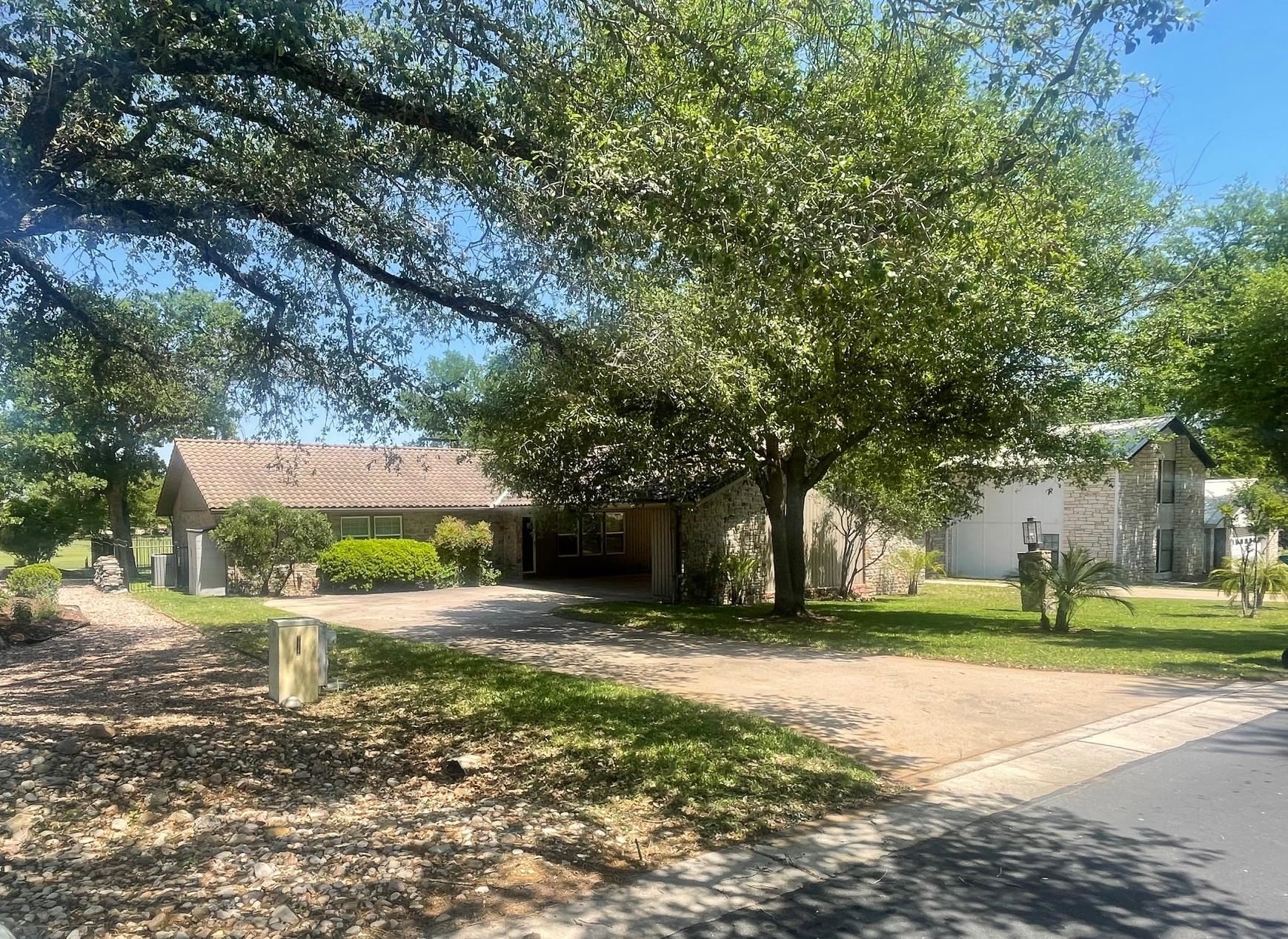 HORSESHOE BAY LT 10017, LLANO CO TX 78657