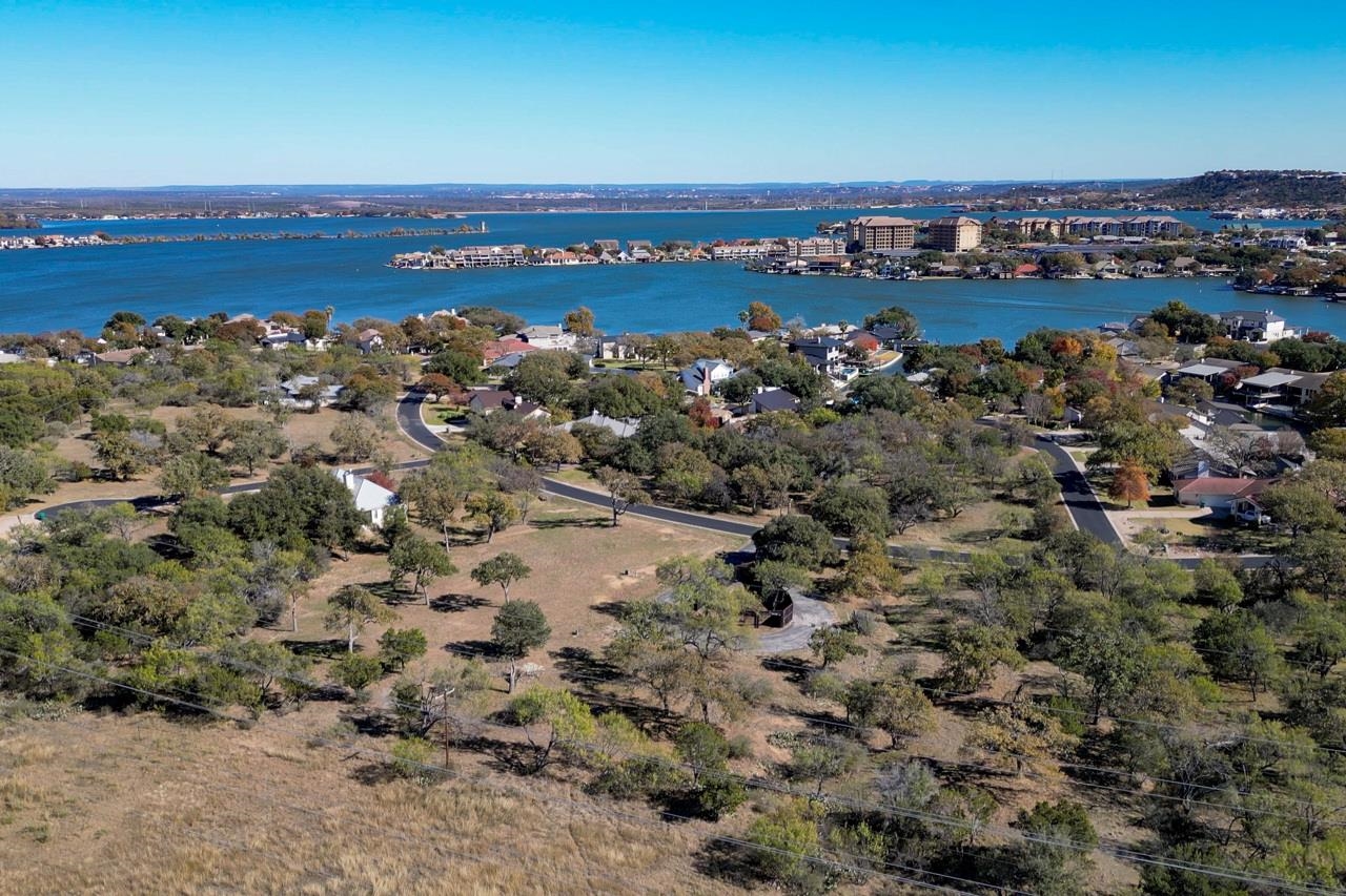 107 Cochise Circle, Horseshoe Bay