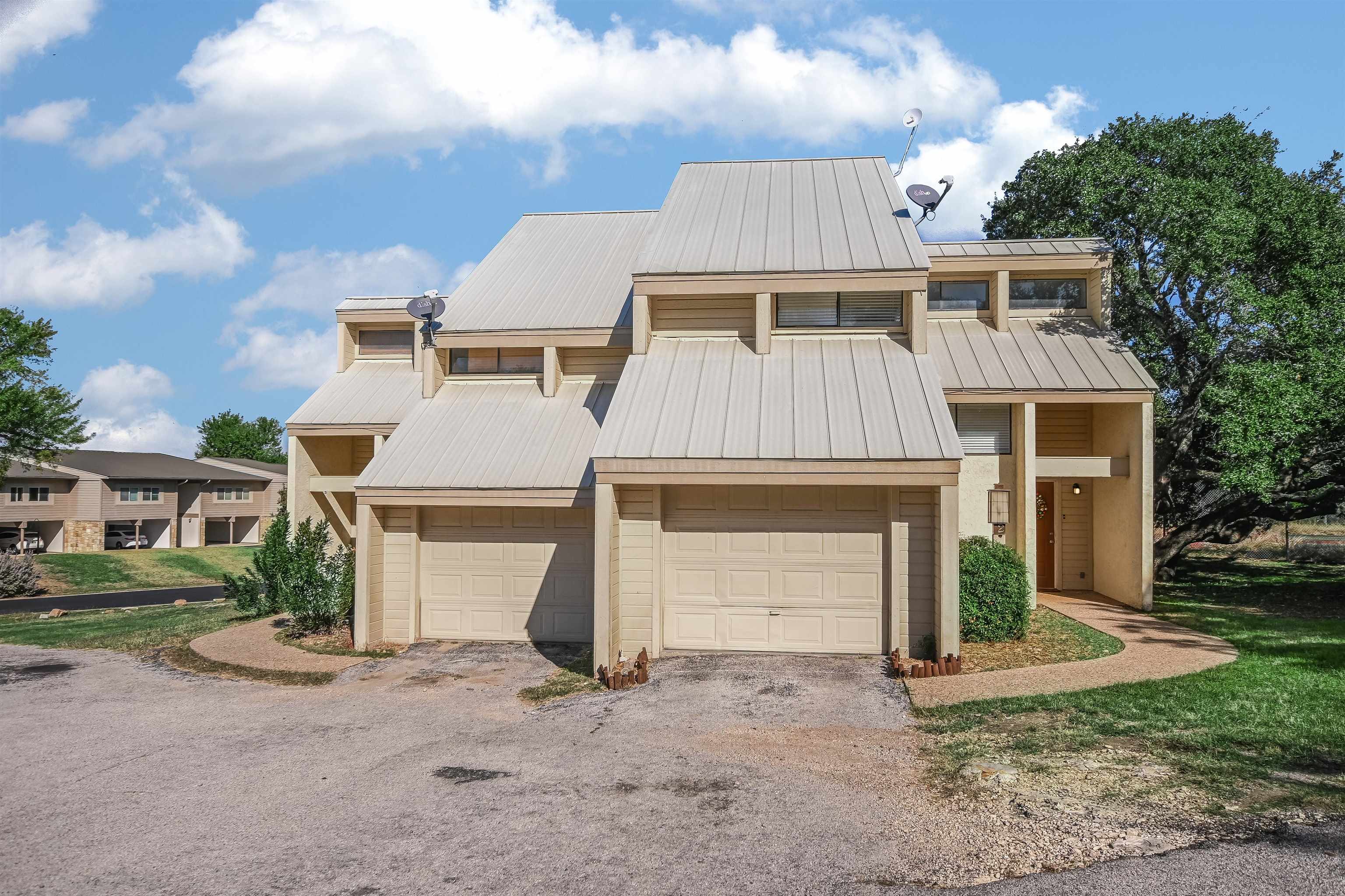 STONEWOOD TH HORSESHOE BAY 4017-1