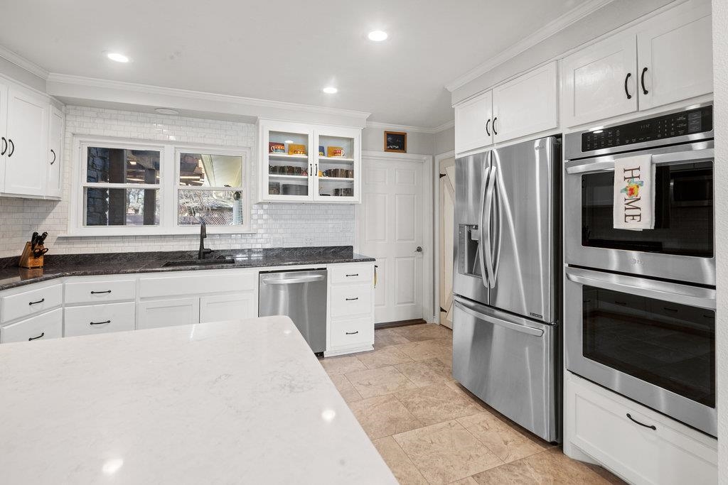 408 Silver Spur, Horseshoe Bay