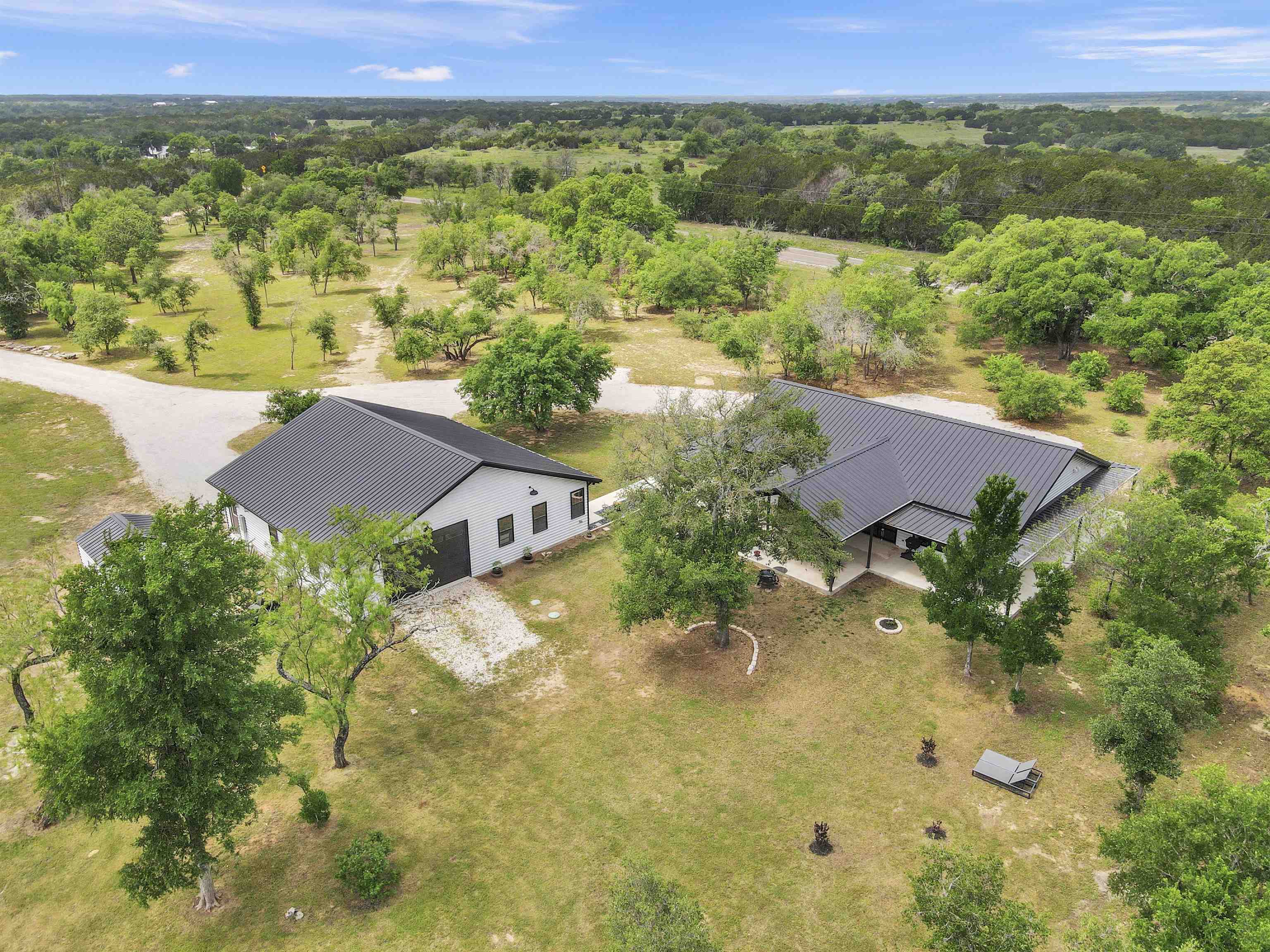 4455 FM 1174, Bertram
