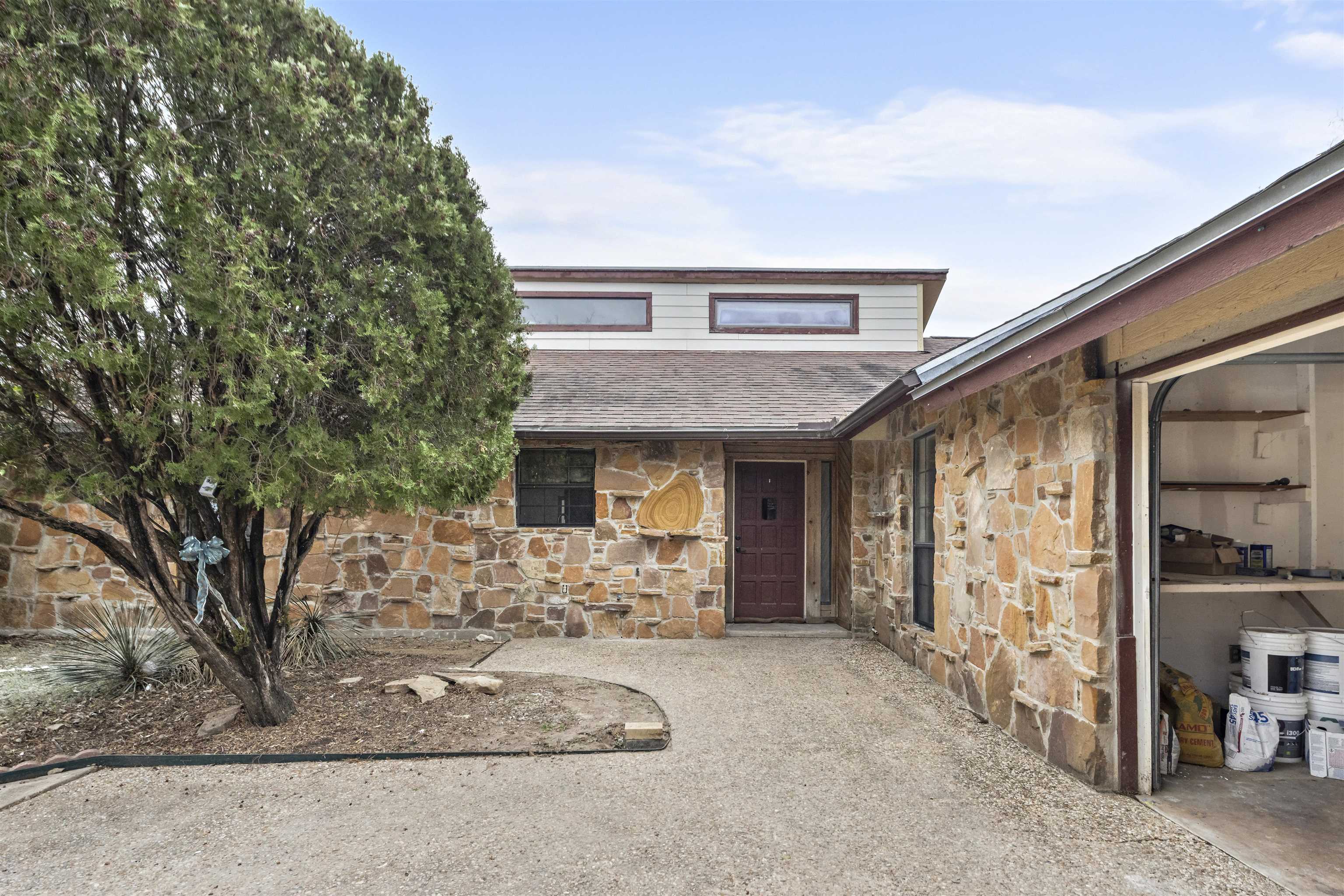 850 Fir, Cottonwood Shores