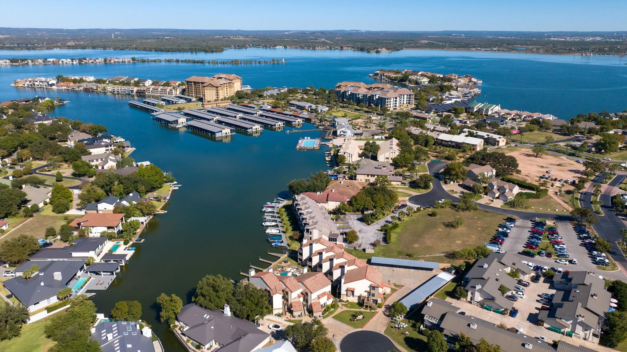 VILLAS DEL LAGO CONDO HORSESHOE BAY 203