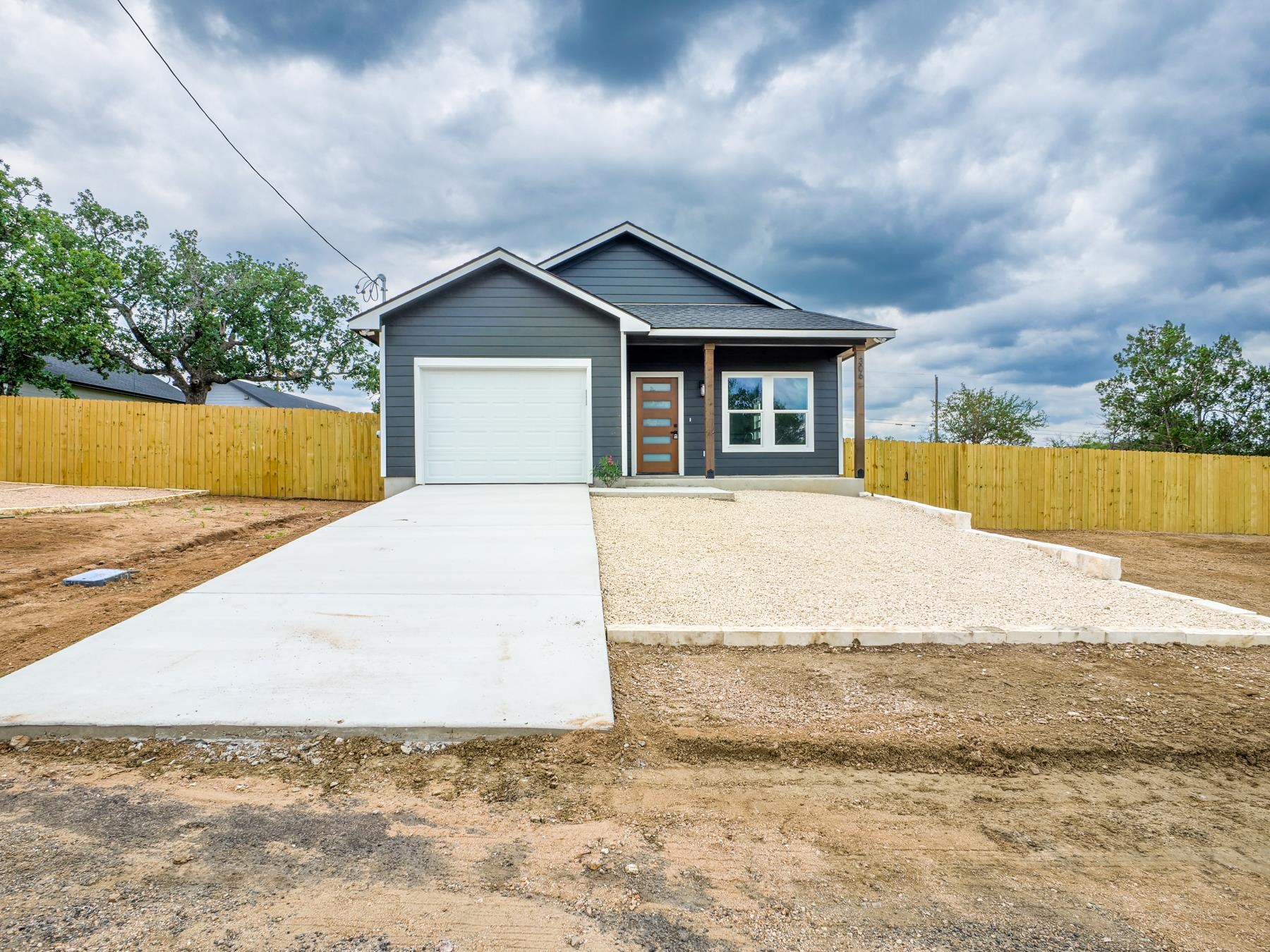 306 Hilldale, Granite Shoals