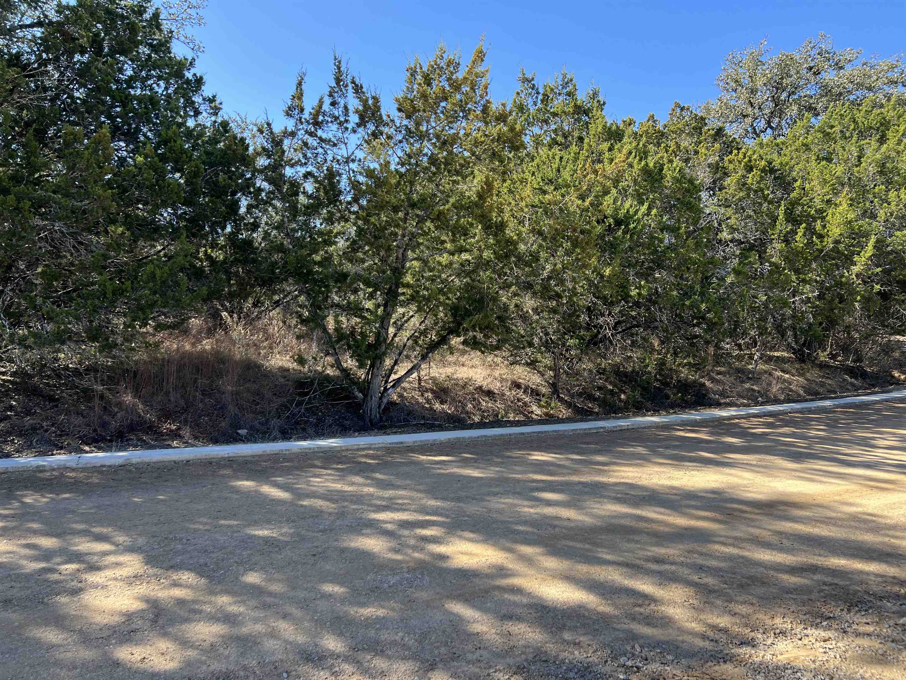 3072x2304