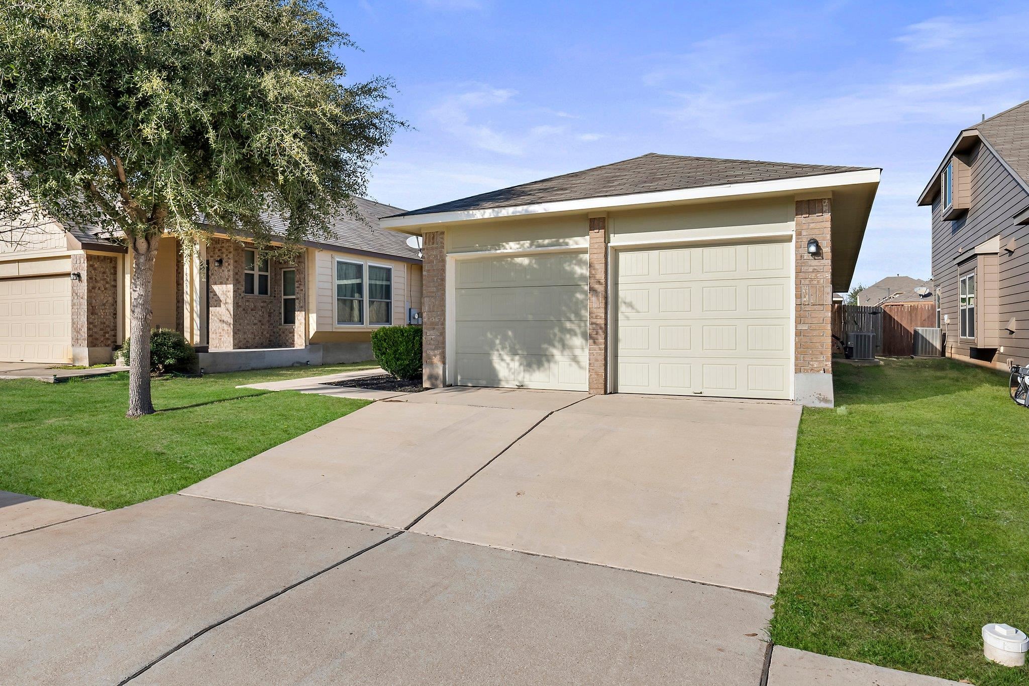 Lot 15, Block O, AUSTIN’S COLONY SECTION 7B