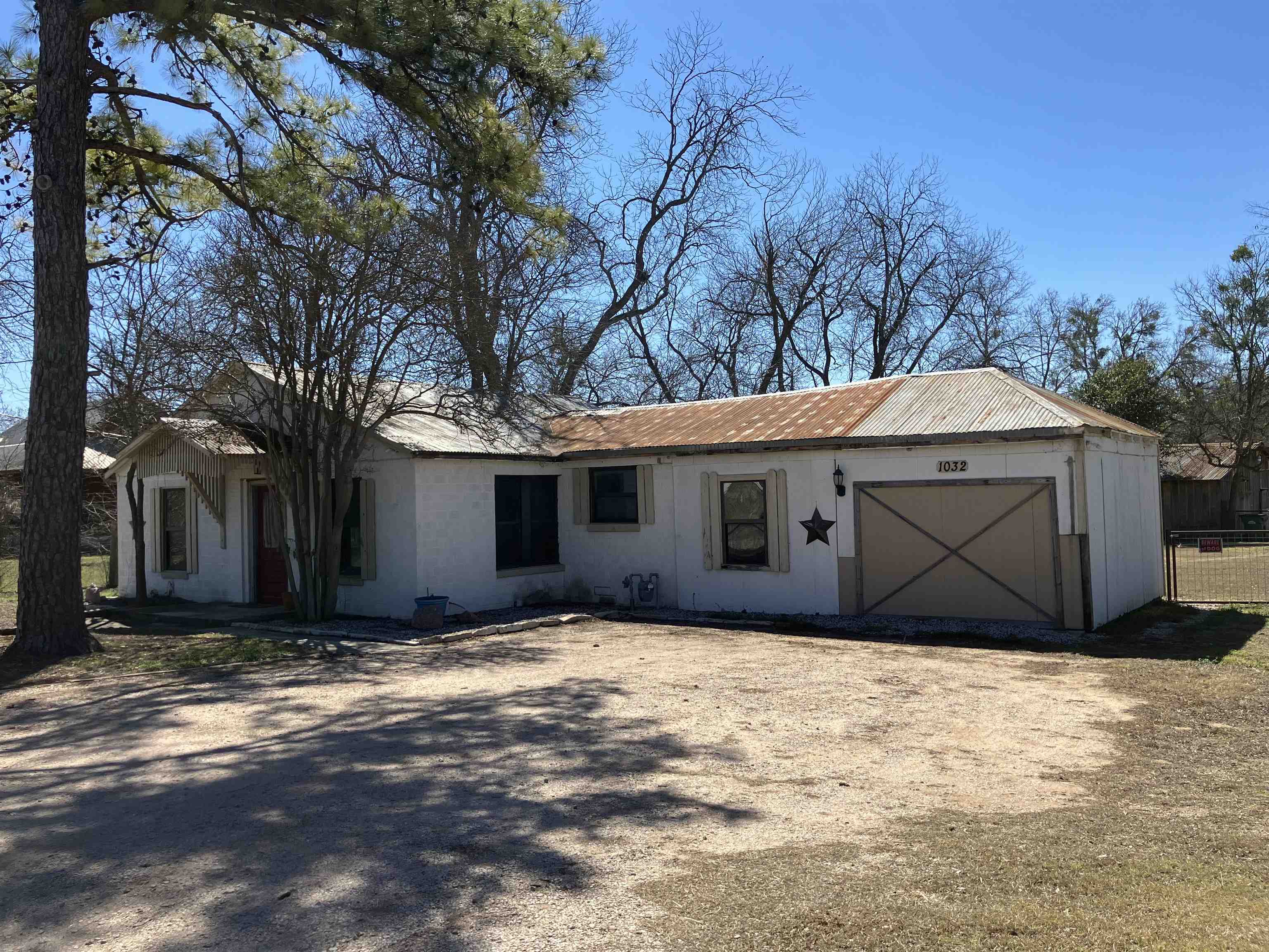 ABSA018B.B.CASTLEBERRY,TRACT84,1AC      See Agent Remarks for additional parcels.