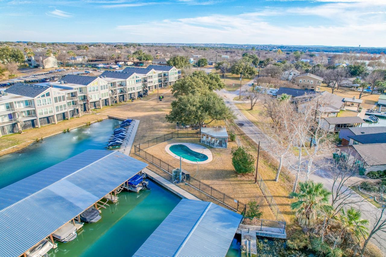 806 Highcrest Unit #19, Granite Shoals