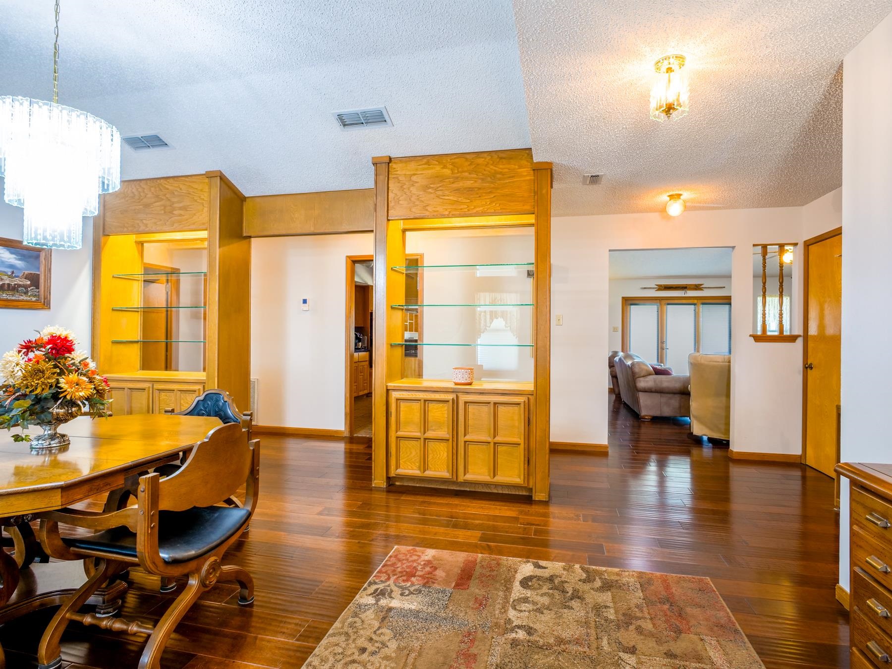 1800x1350