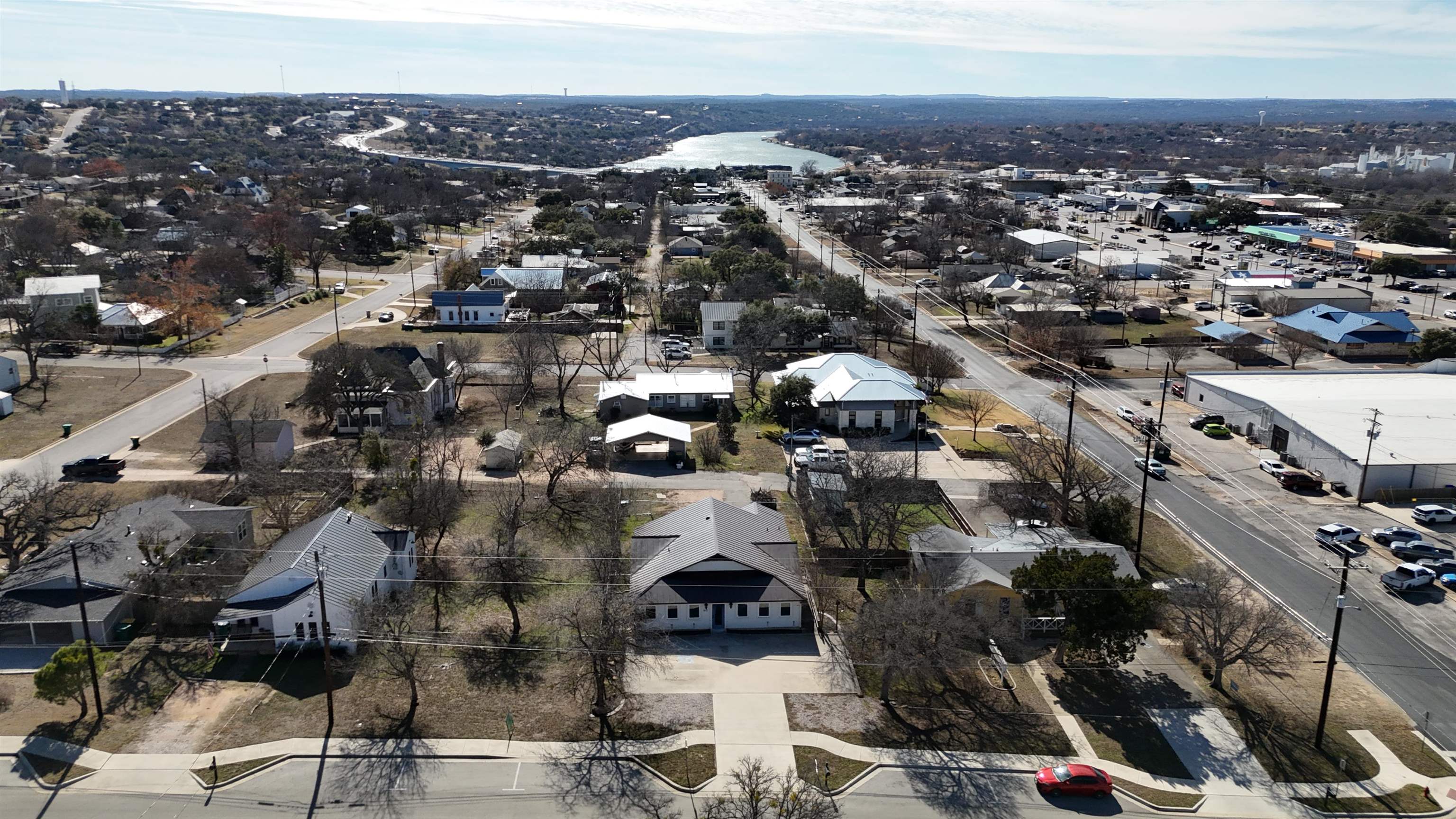 S6130 MARBLE FALLS CITY LOT 16 & 17 BLK 49