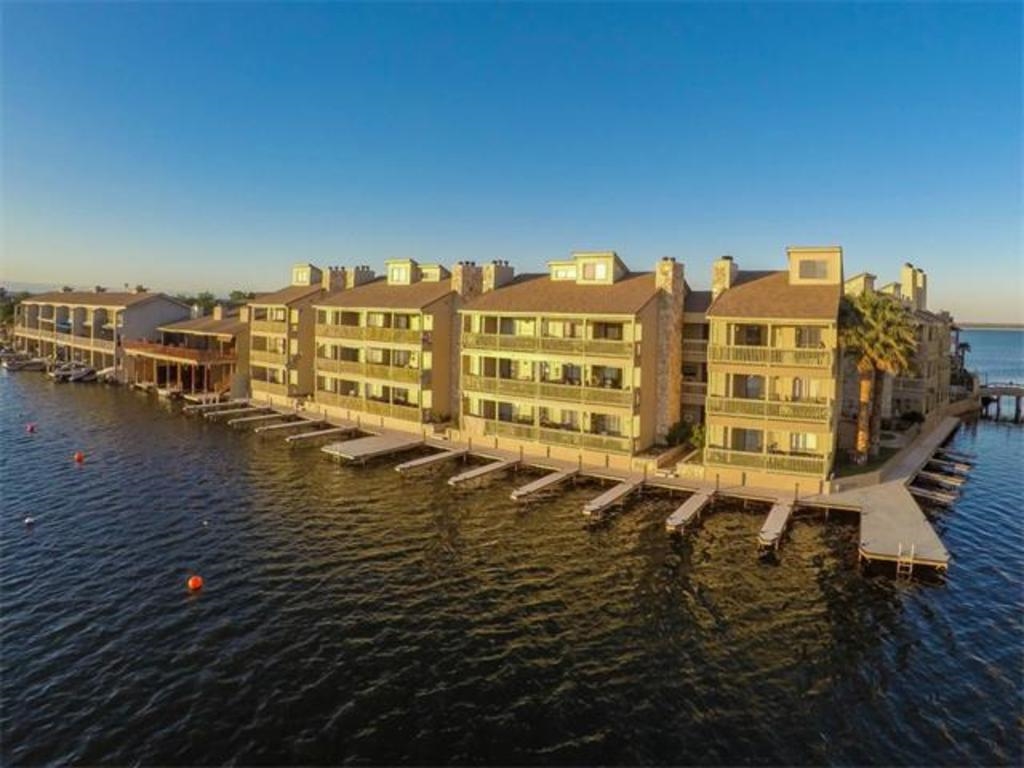 Cape Terrace Horseshoe Bay 301