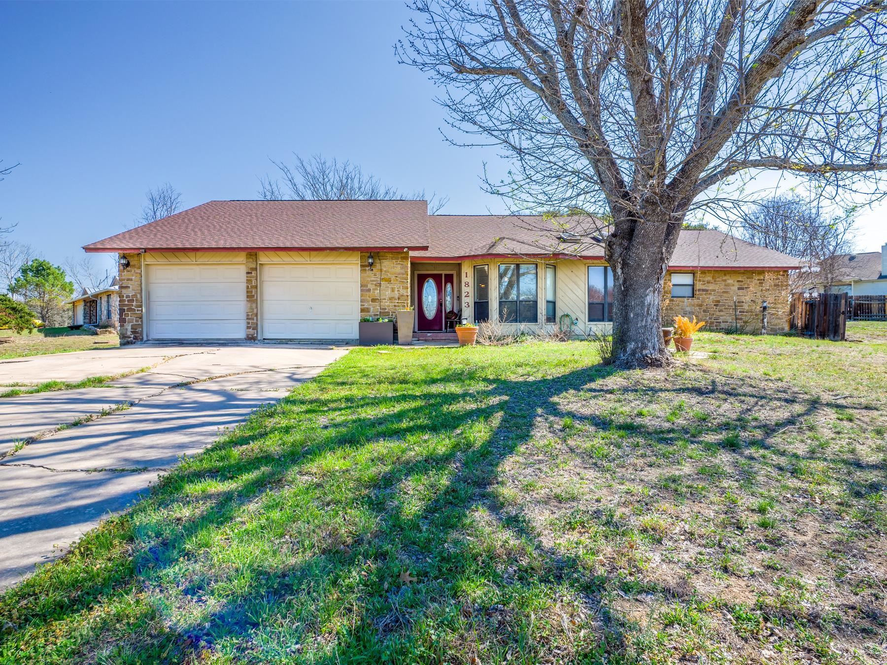1823 Lacy, Marble Falls