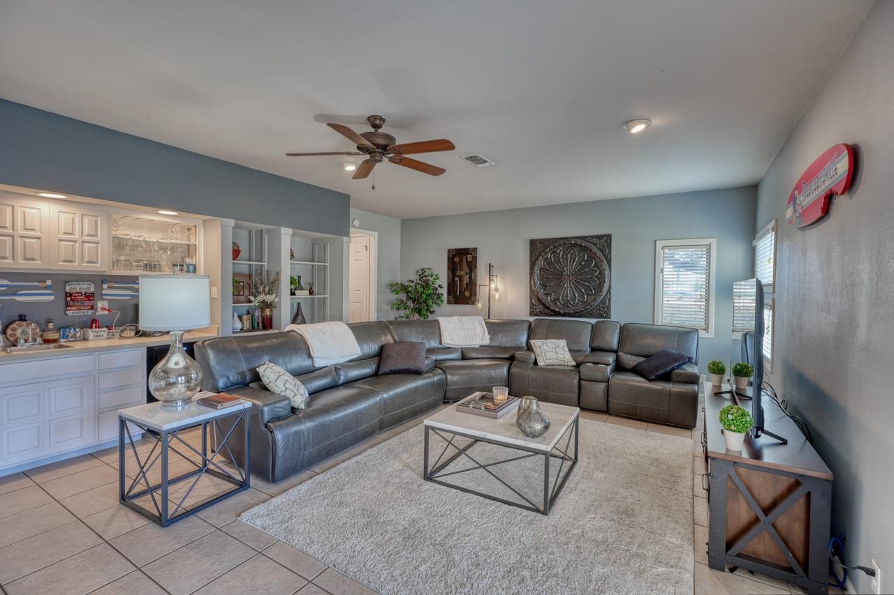 1280x853