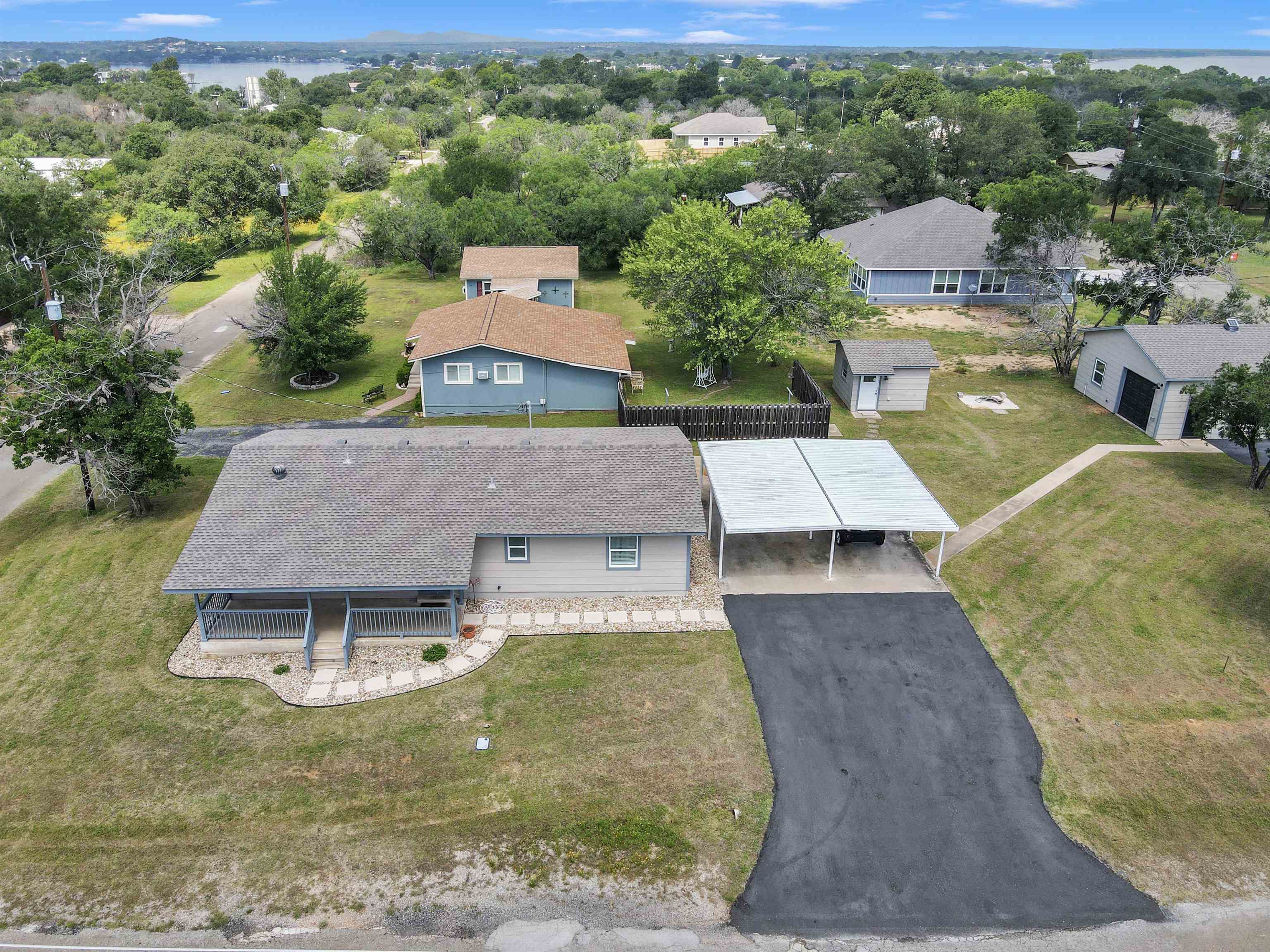 202 Southwood Dr, Granite Shoals