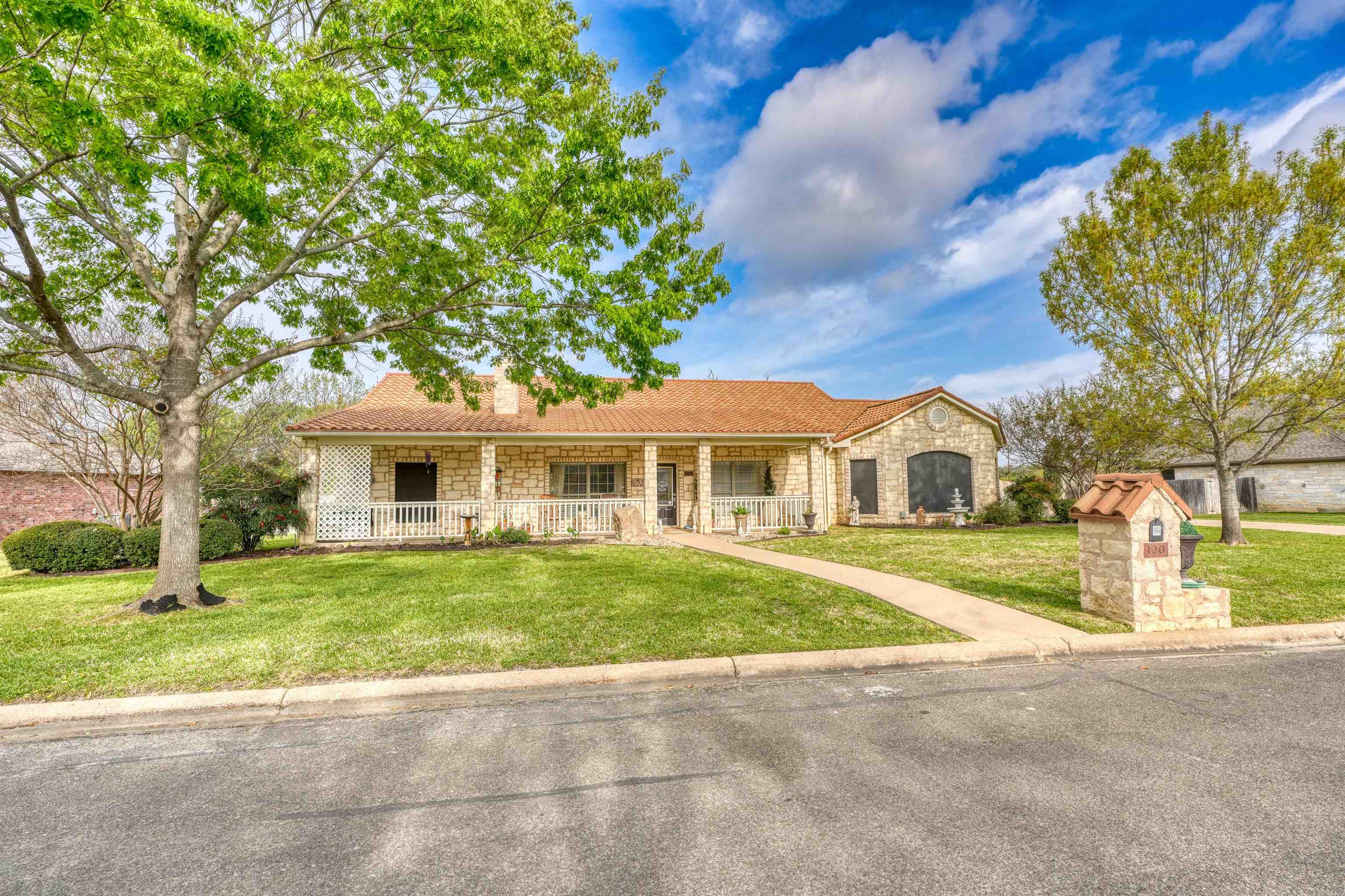 Lot 795A, Meadowlakes Section 3