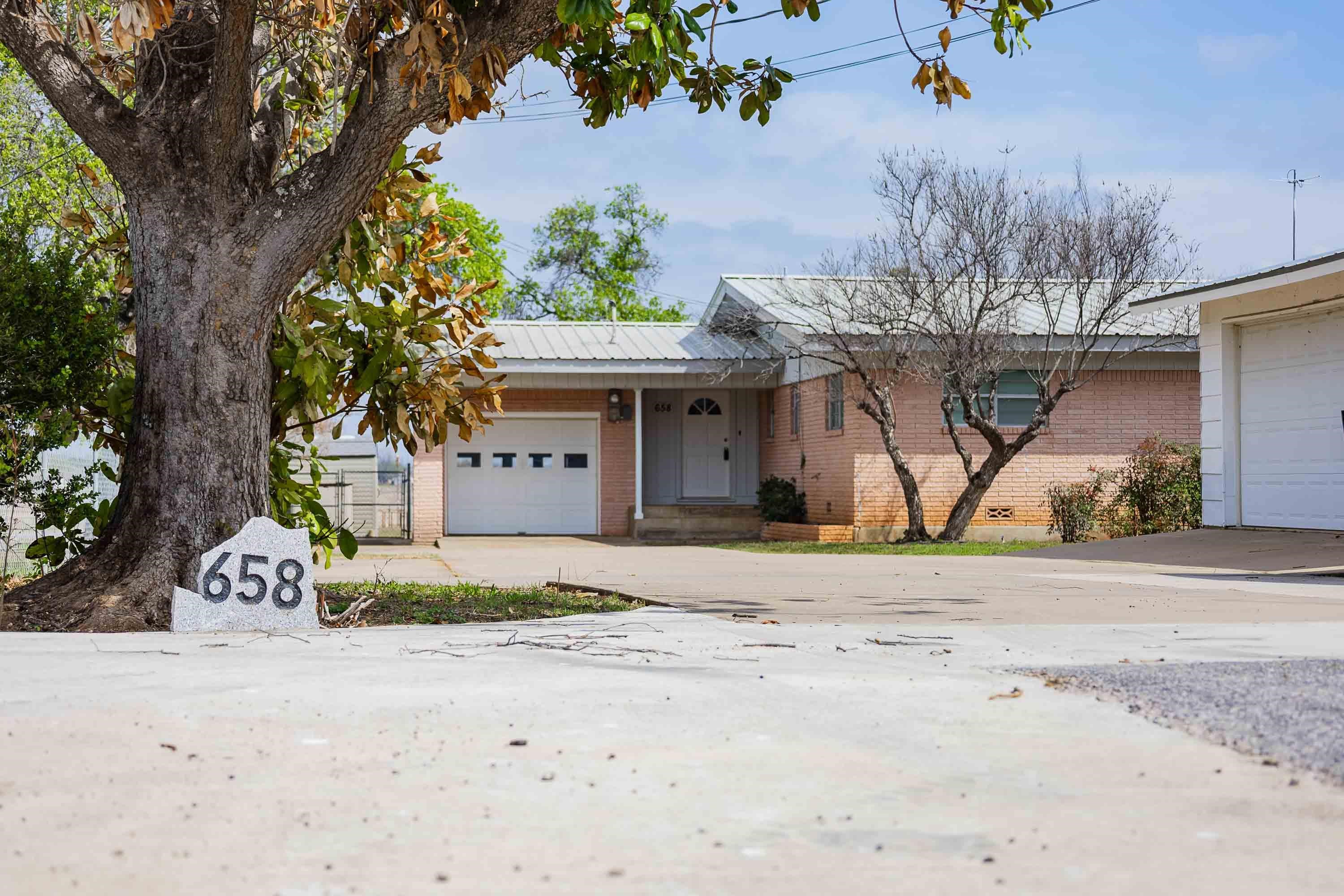 658 Golden Beach, Buchanan Dam