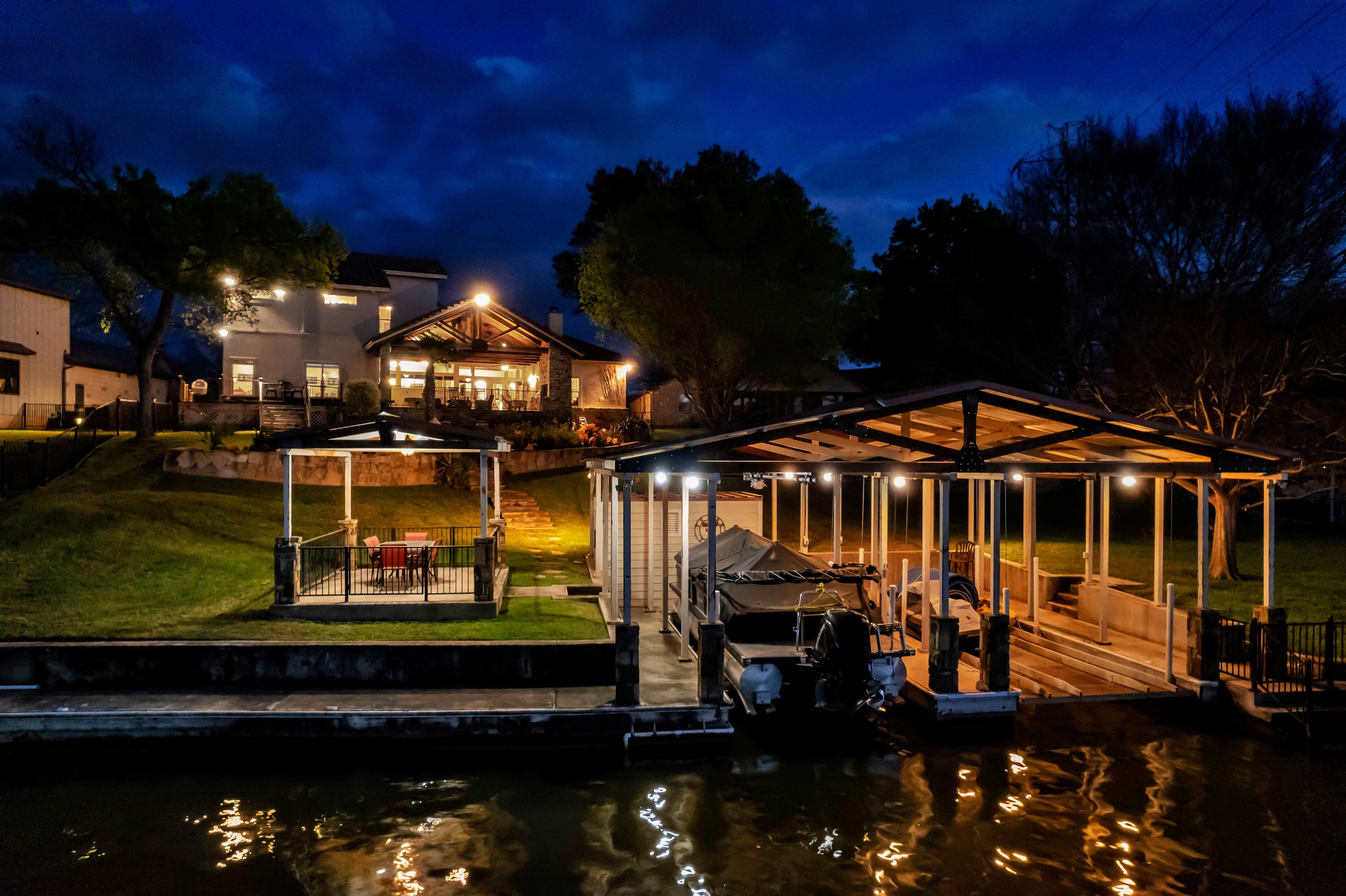 202 Bridgepoint, Kingsland