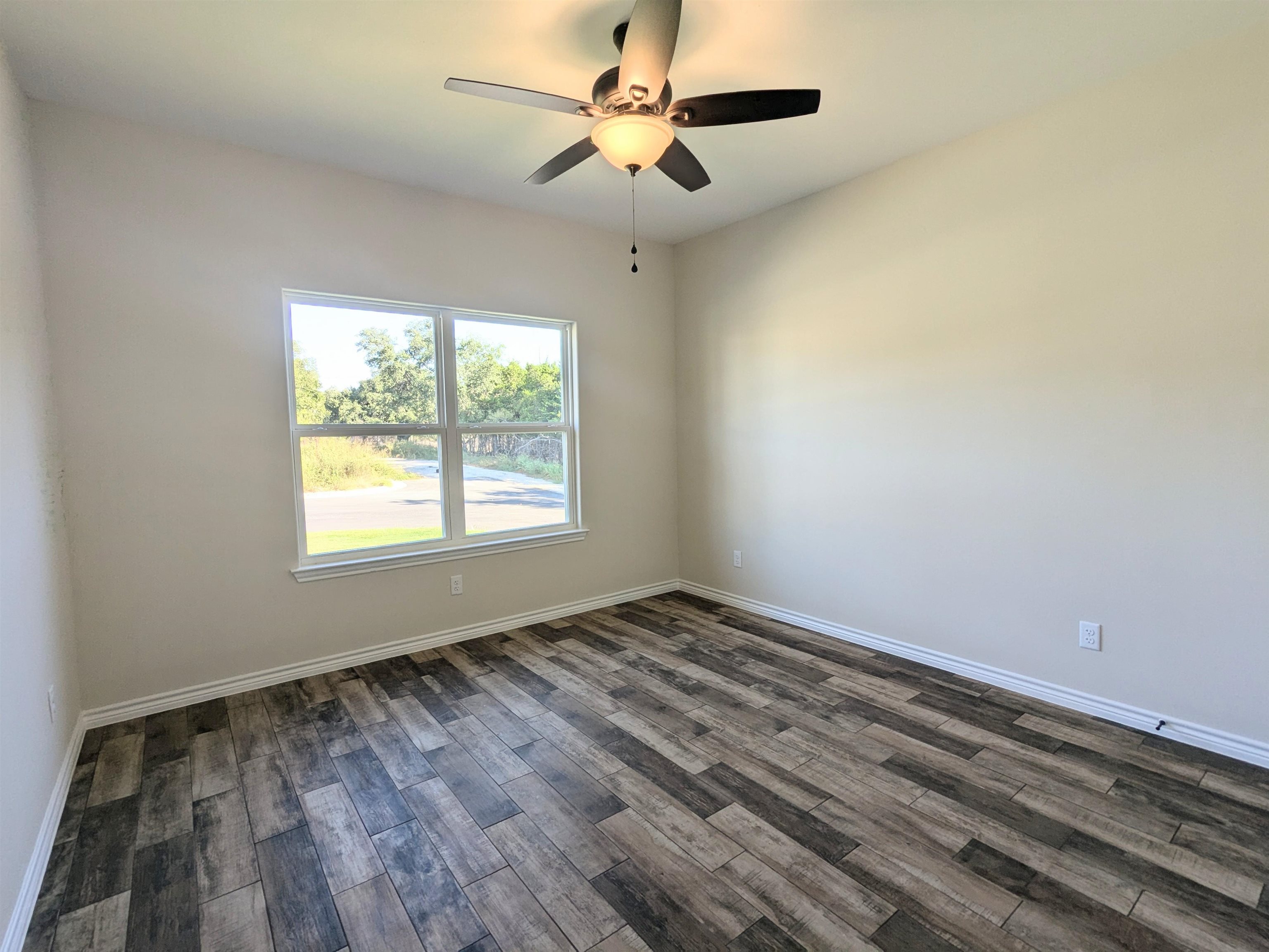 3072x2304