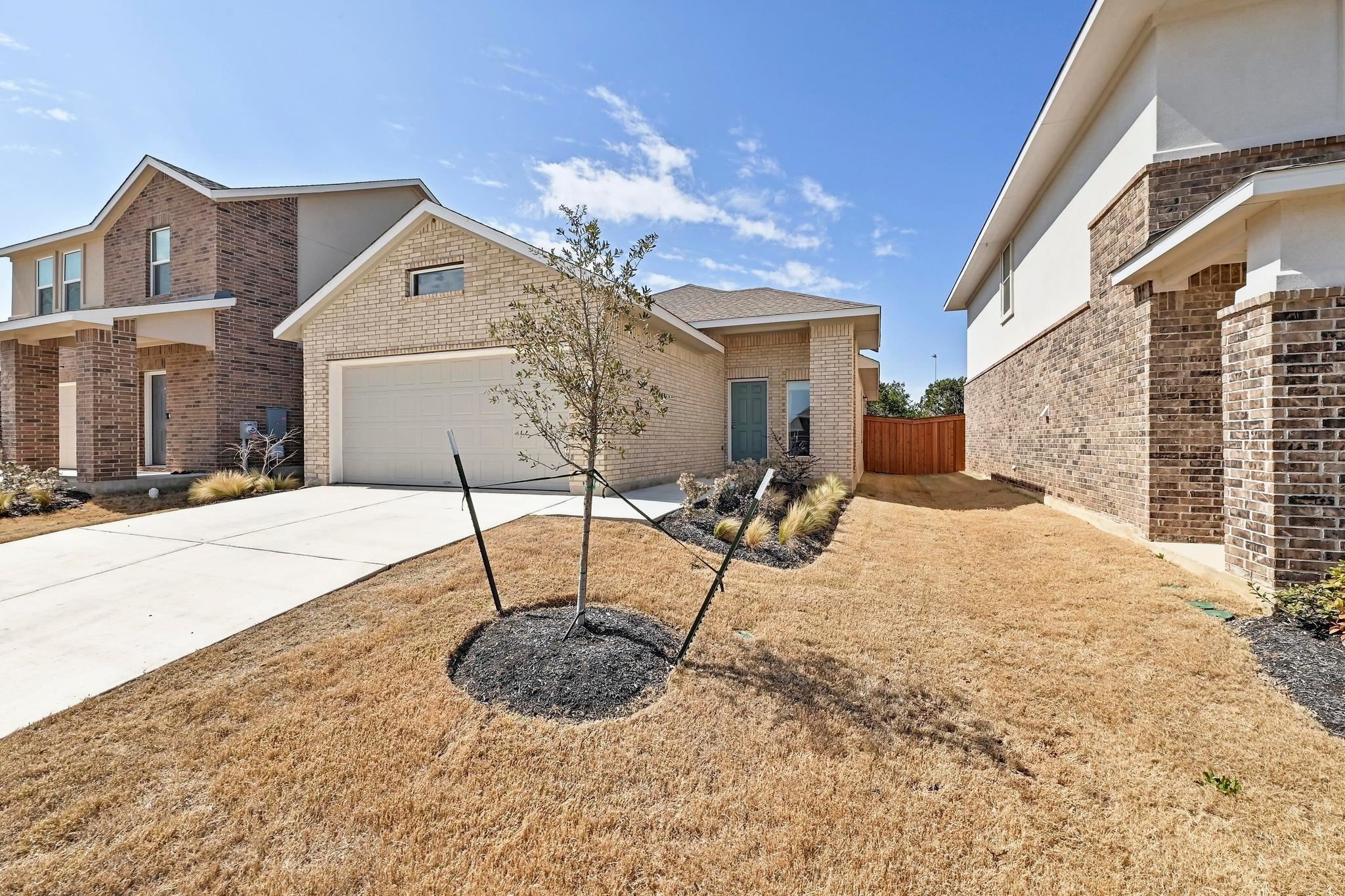 S8404 THUNDER ROCK LOT 4, PHASE 1 BLK B 0.11