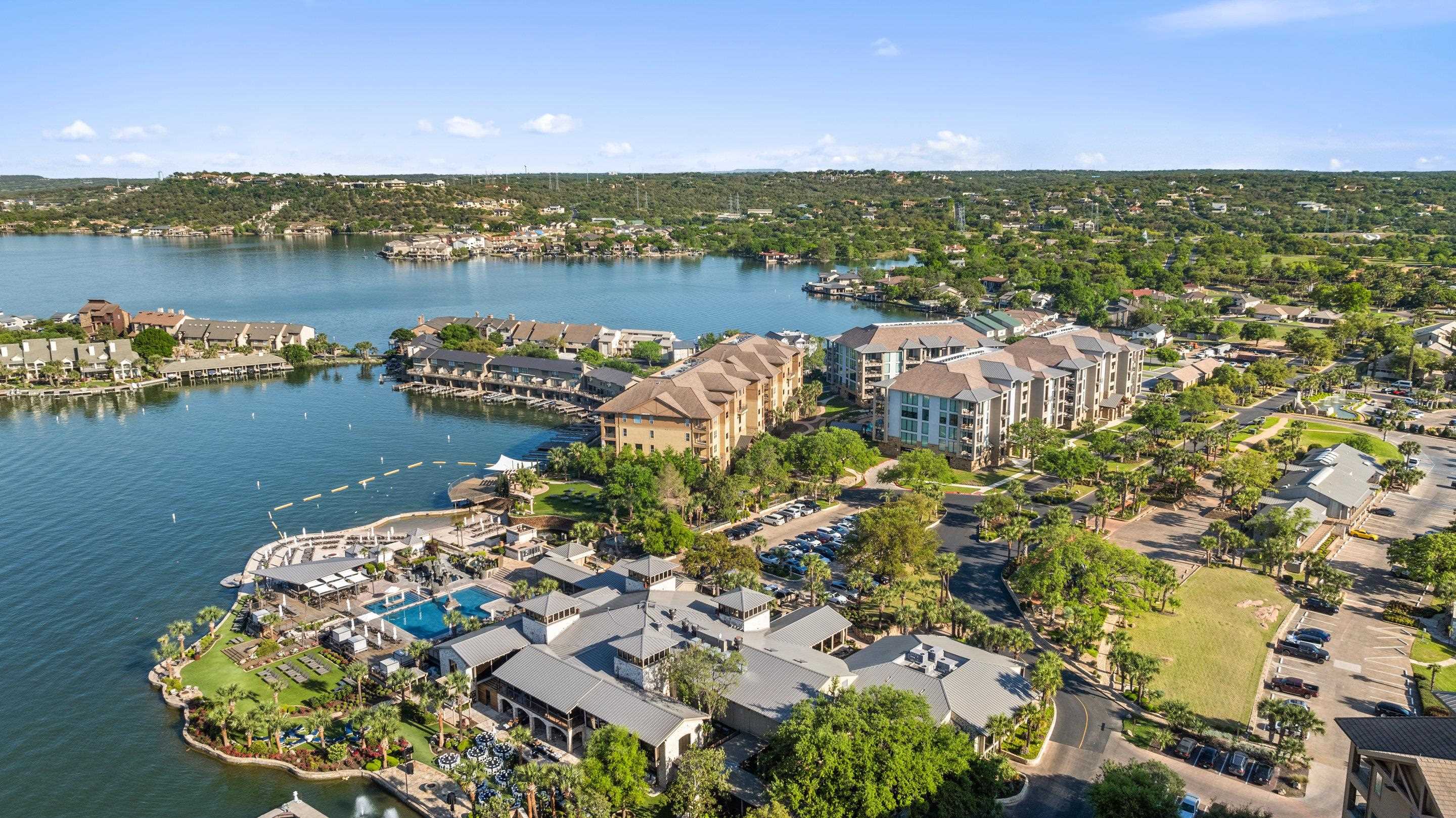 THE WATERS AT HORSESHOE BAY RESORT CONDO PH III BLDG 8 UNIT 8301 (35723)