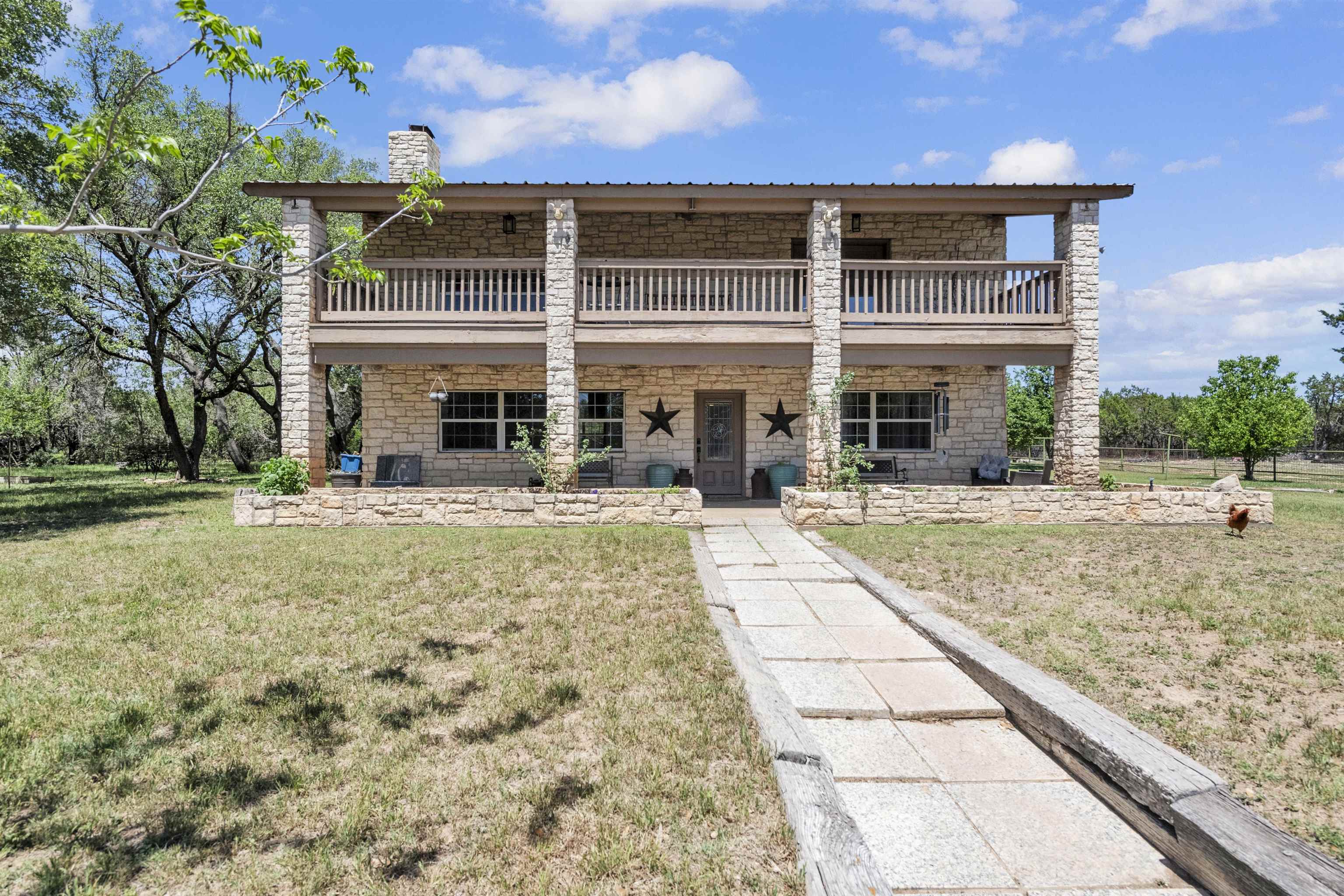 260 Flatrock Trail, Marble Falls