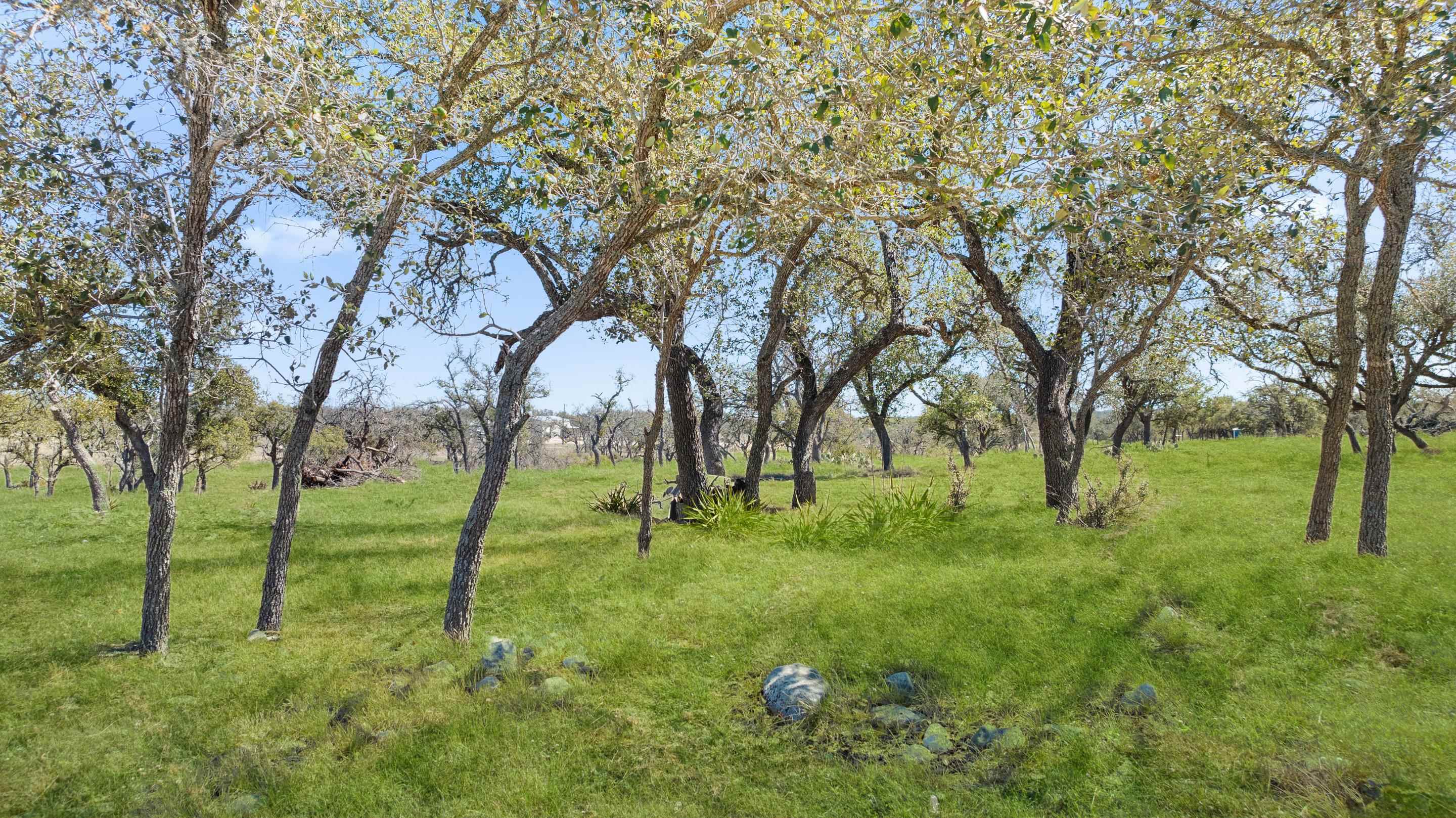 2880x1618