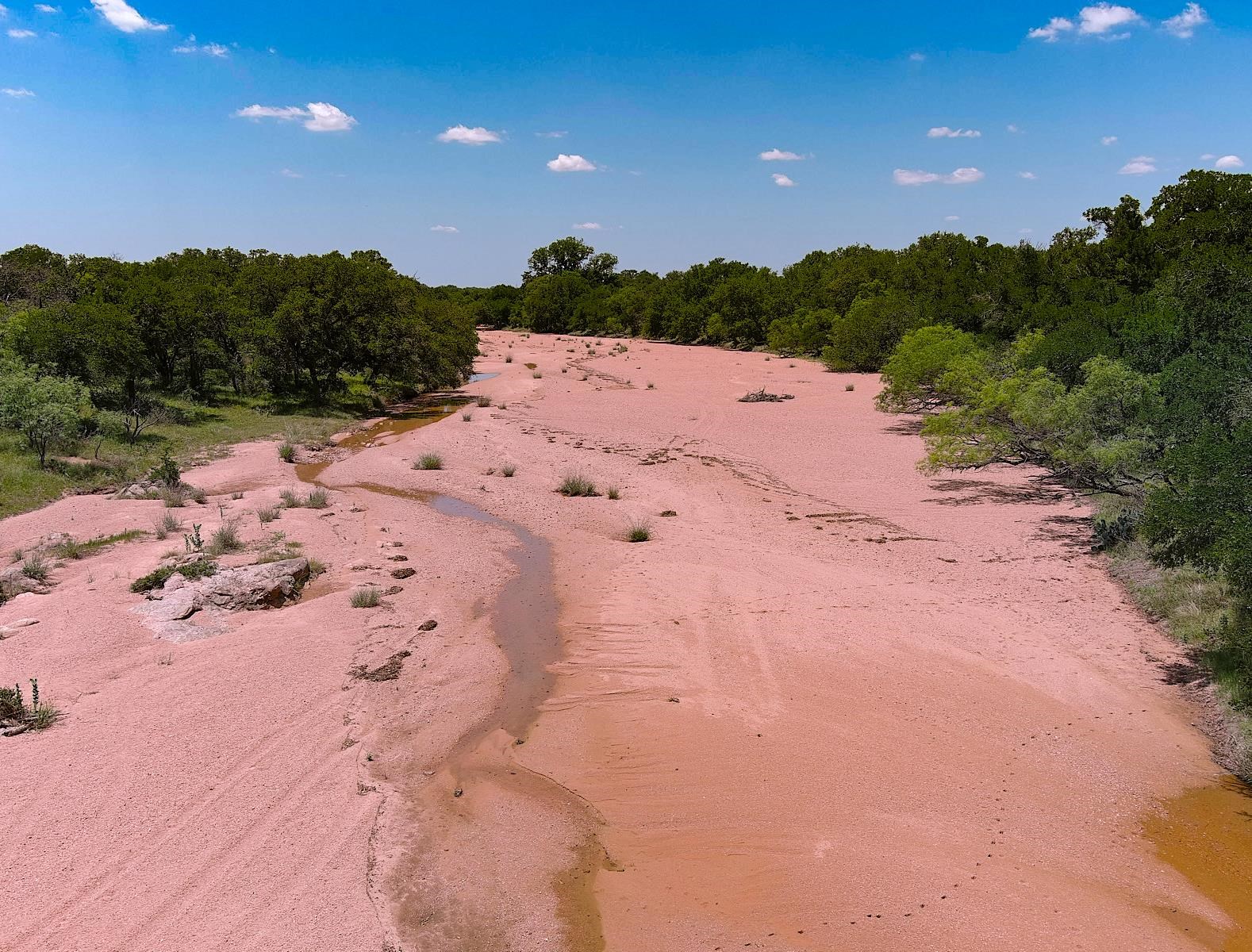 TBD RR 2323, Llano
